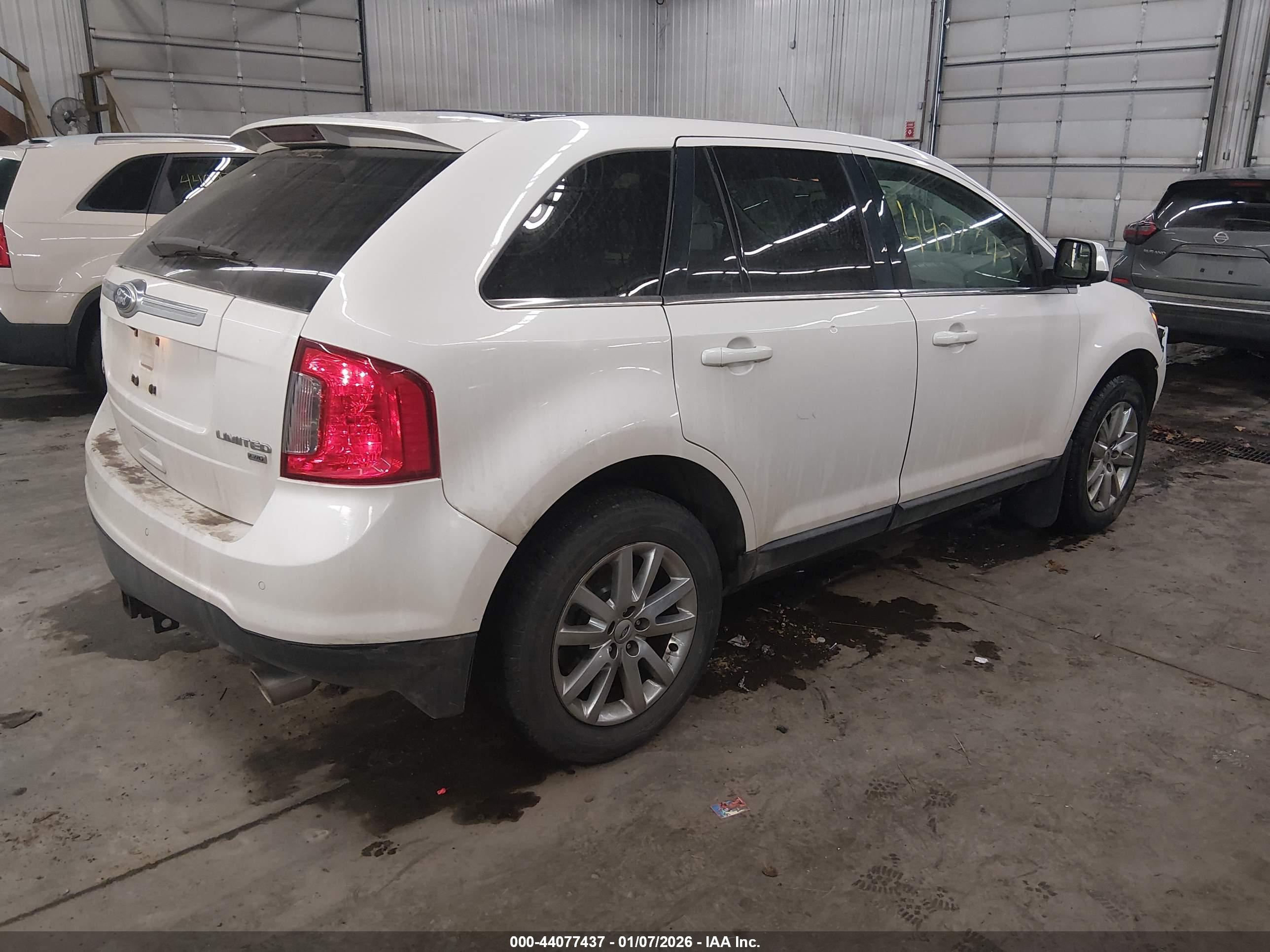 FORD EDGE image 4