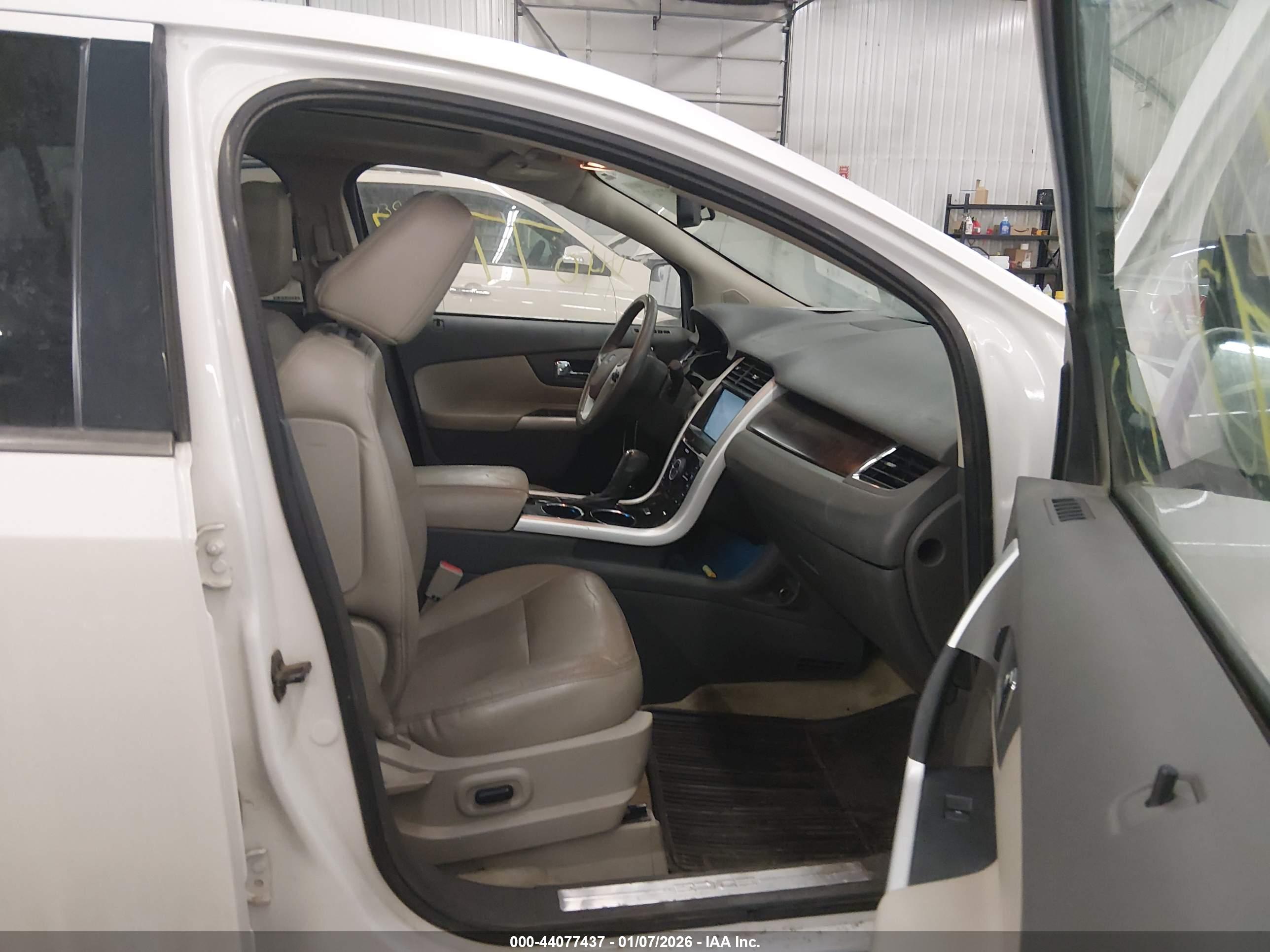 FORD EDGE image 5