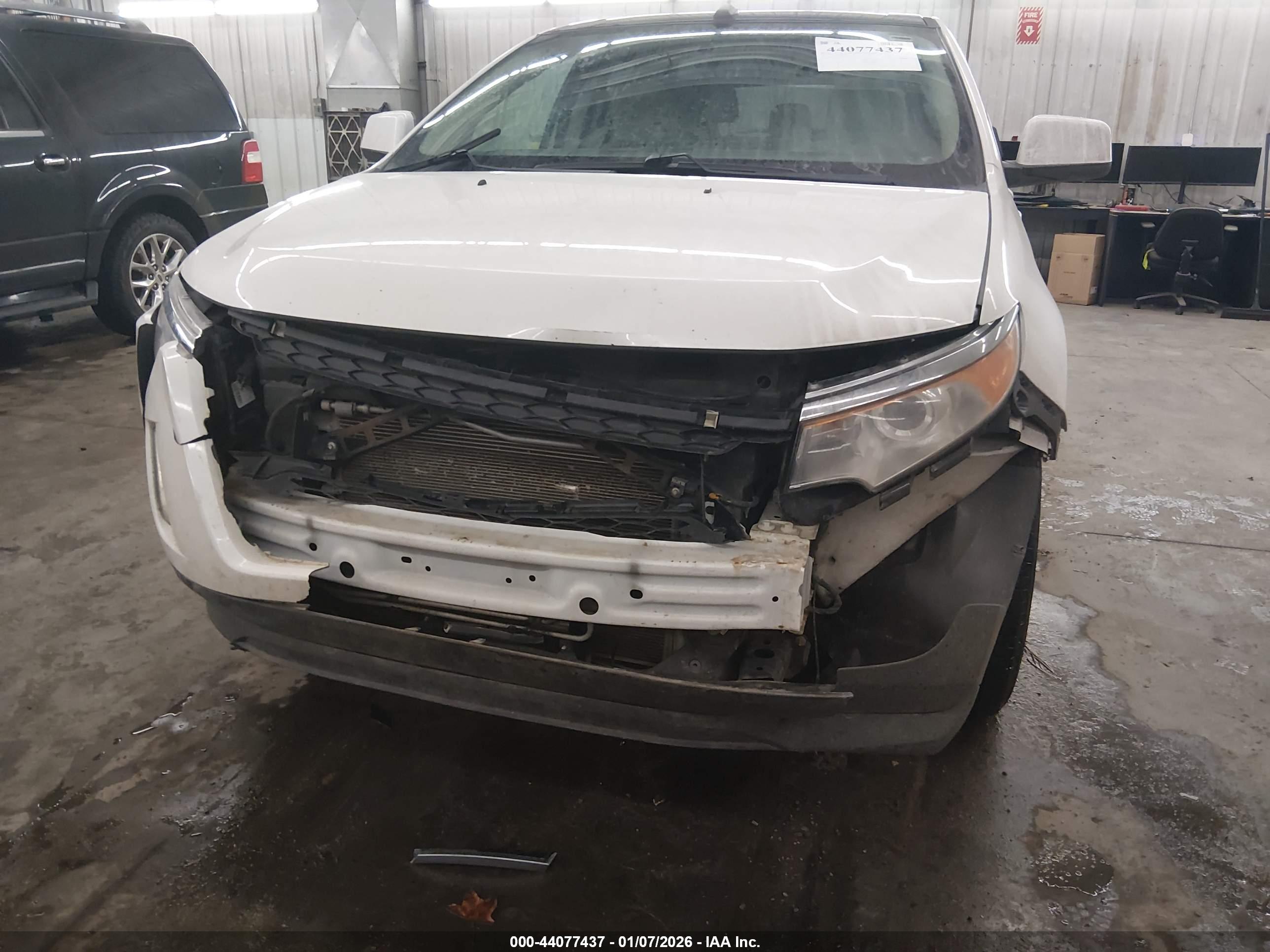 FORD EDGE image 6