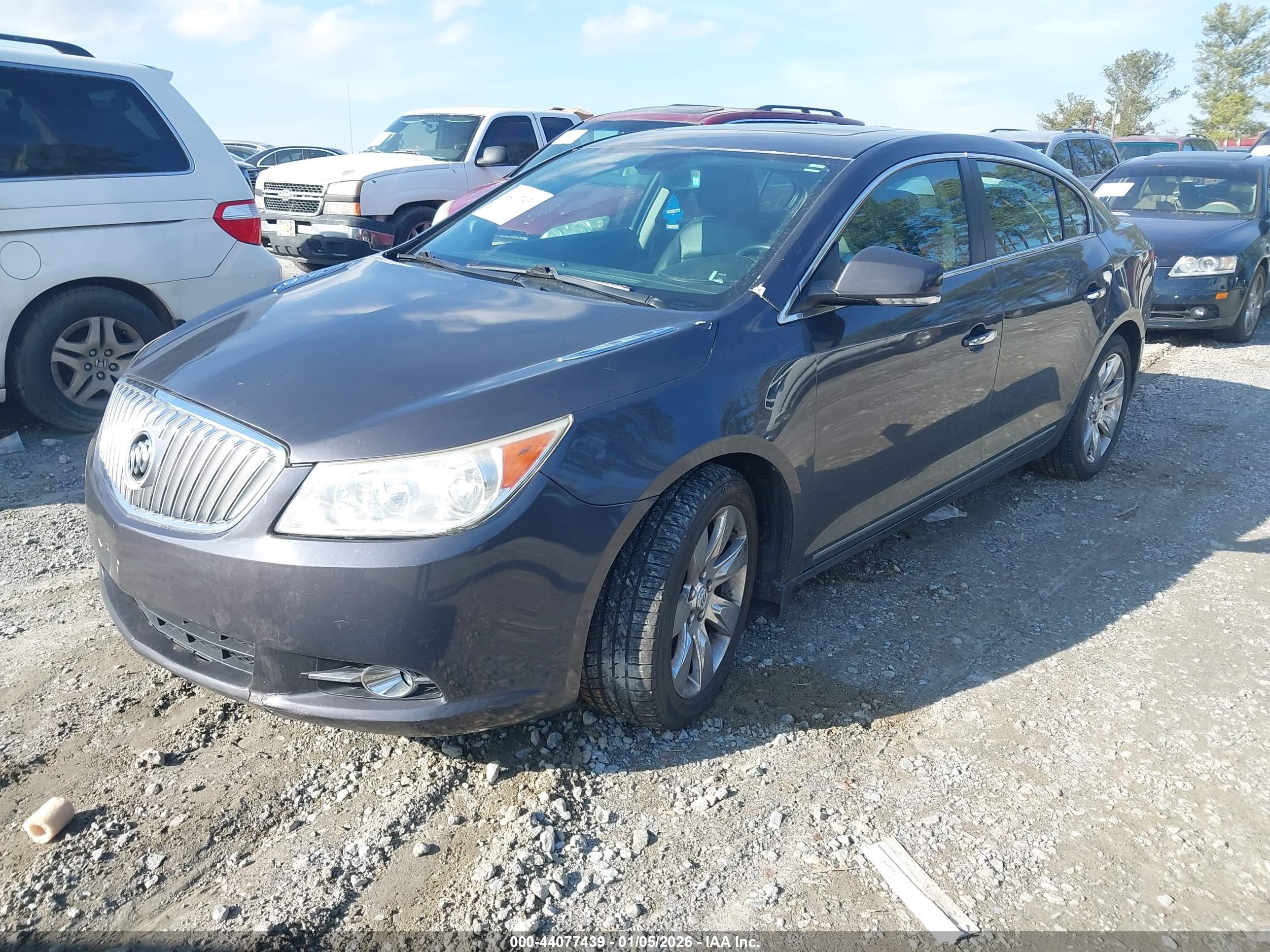 BUICK LACROSSE image 2