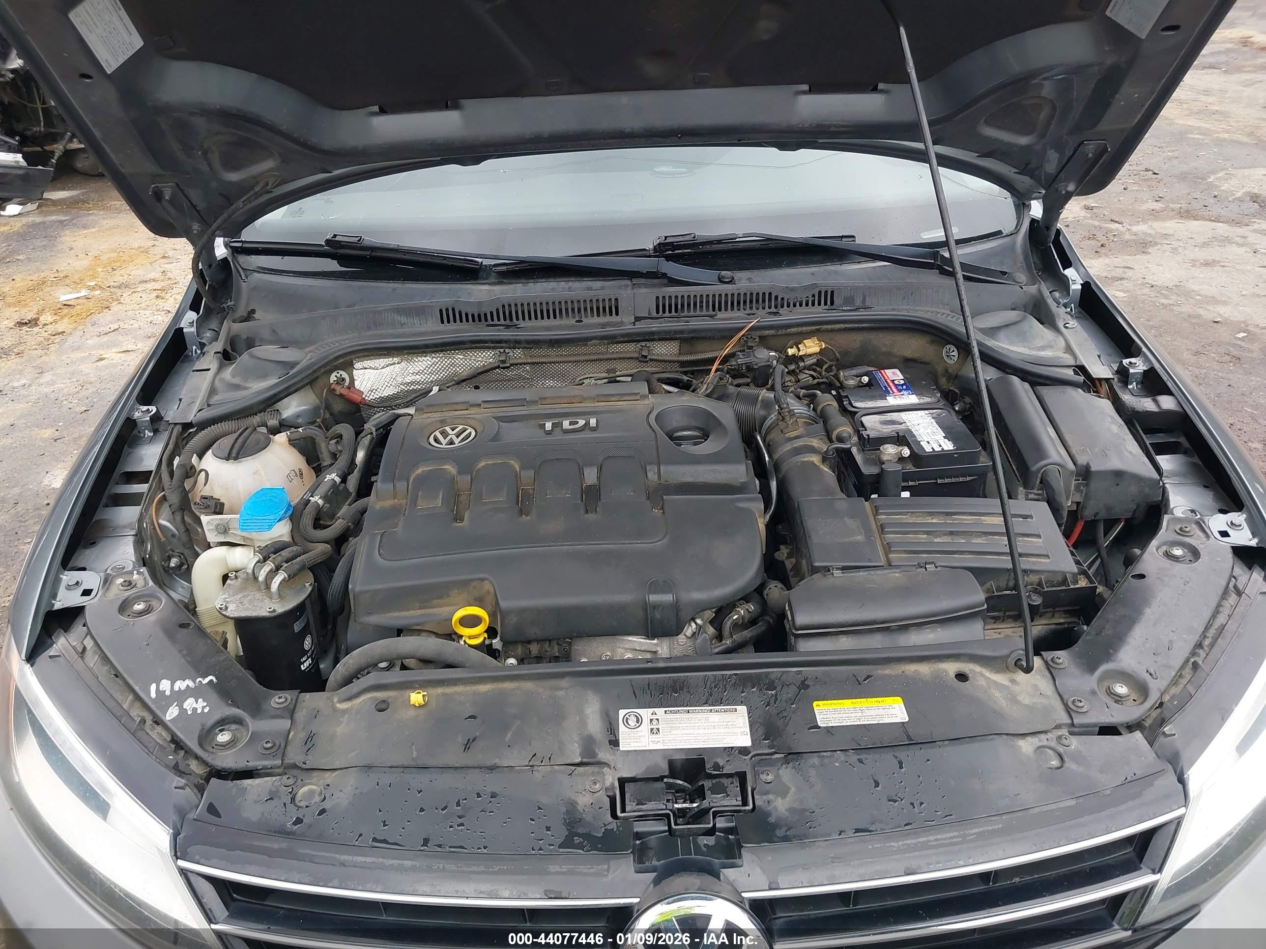 VOLKSWAGEN JETTA image 10