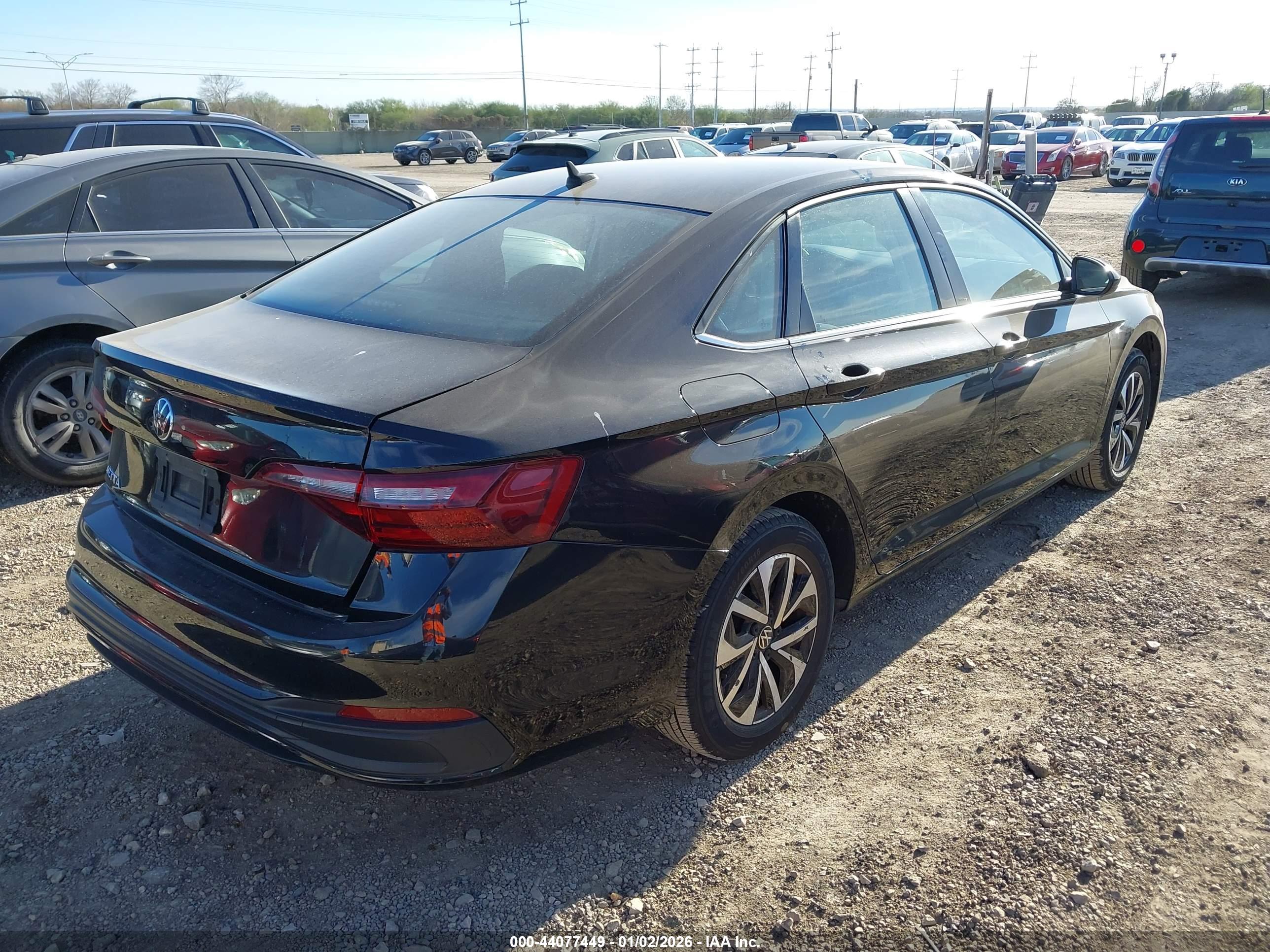 VOLKSWAGEN JETTA image 4