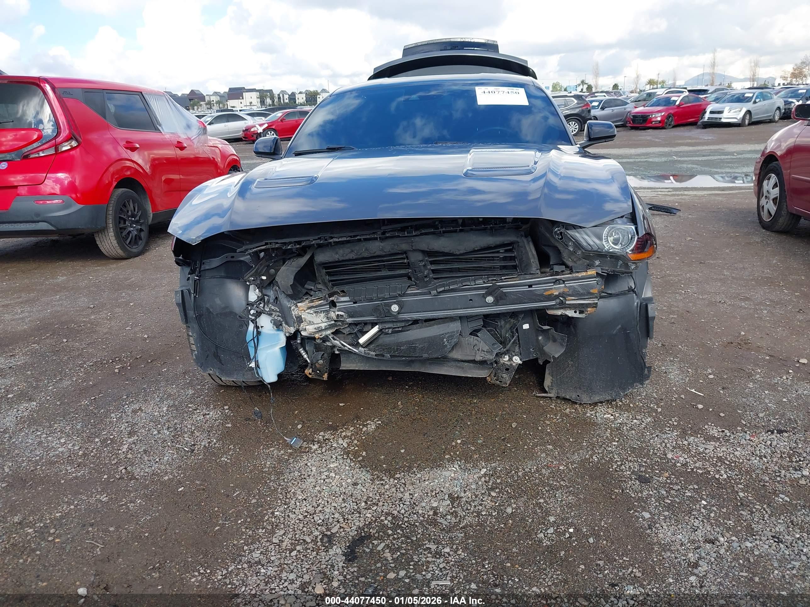 FORD MUSTANG image 6