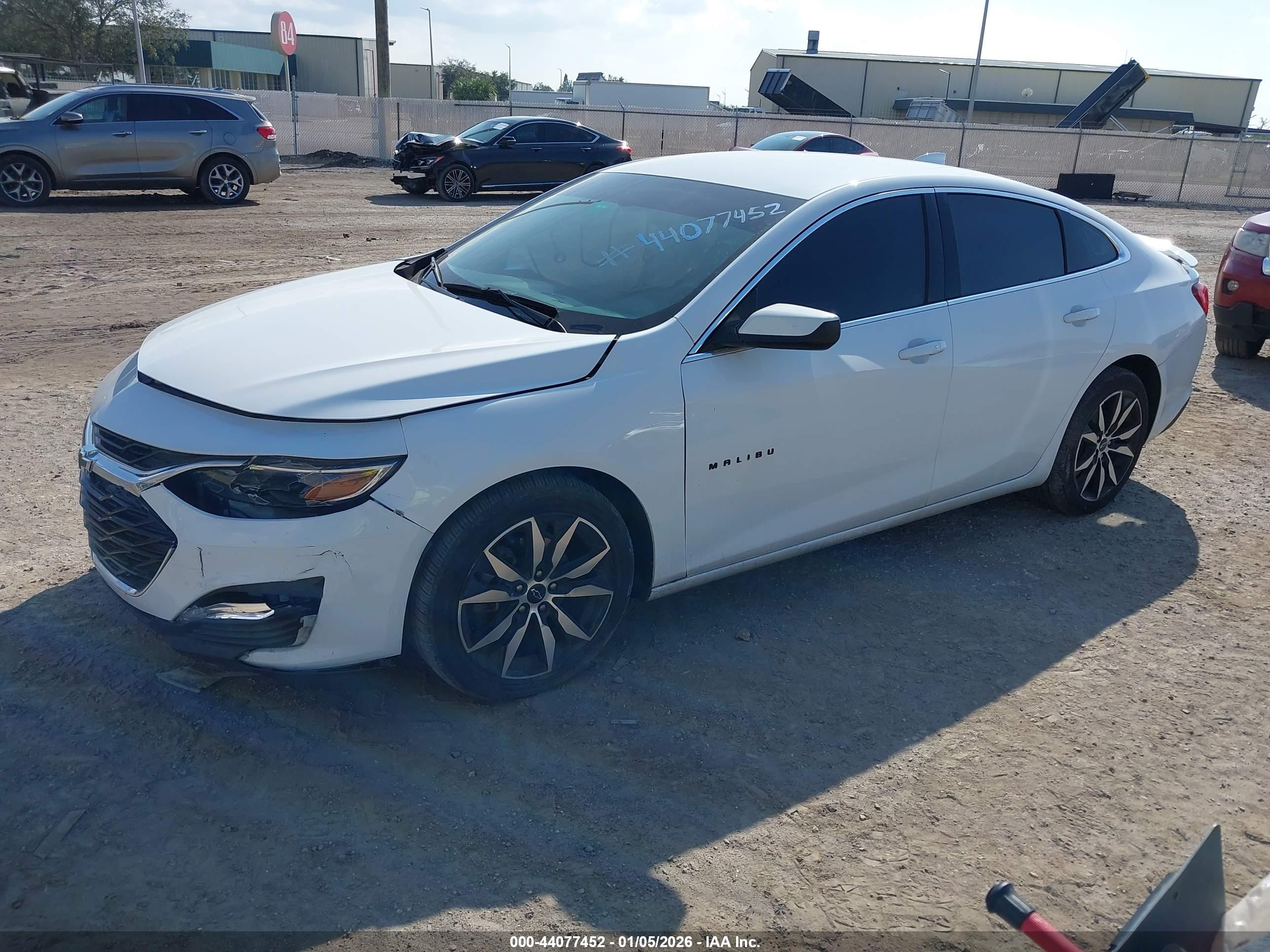 CHEVROLET MALIBU image 2