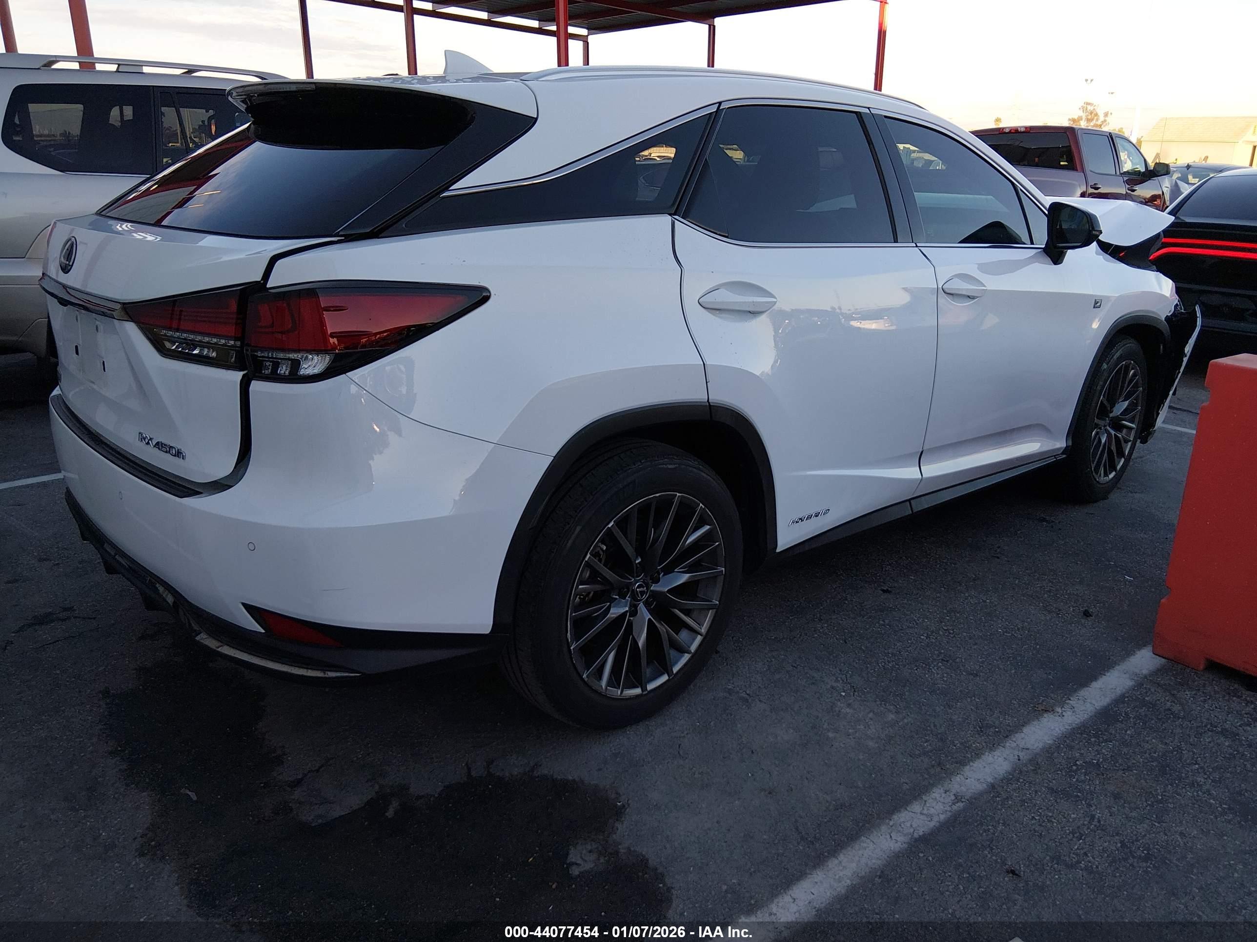 LEXUS RX image 4