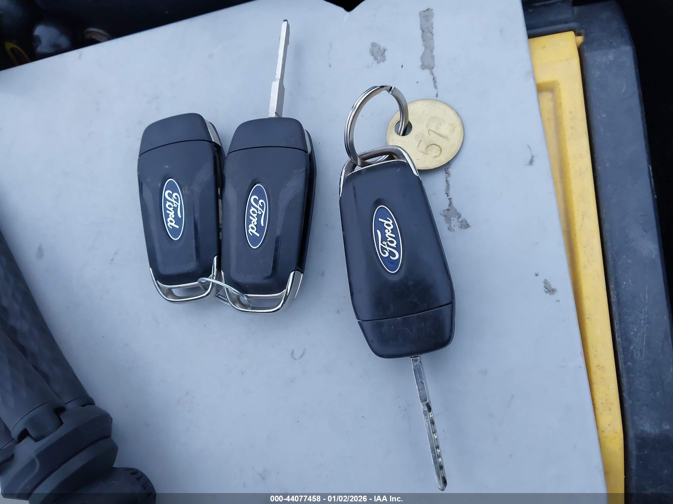 FORD TRANSIT image 11