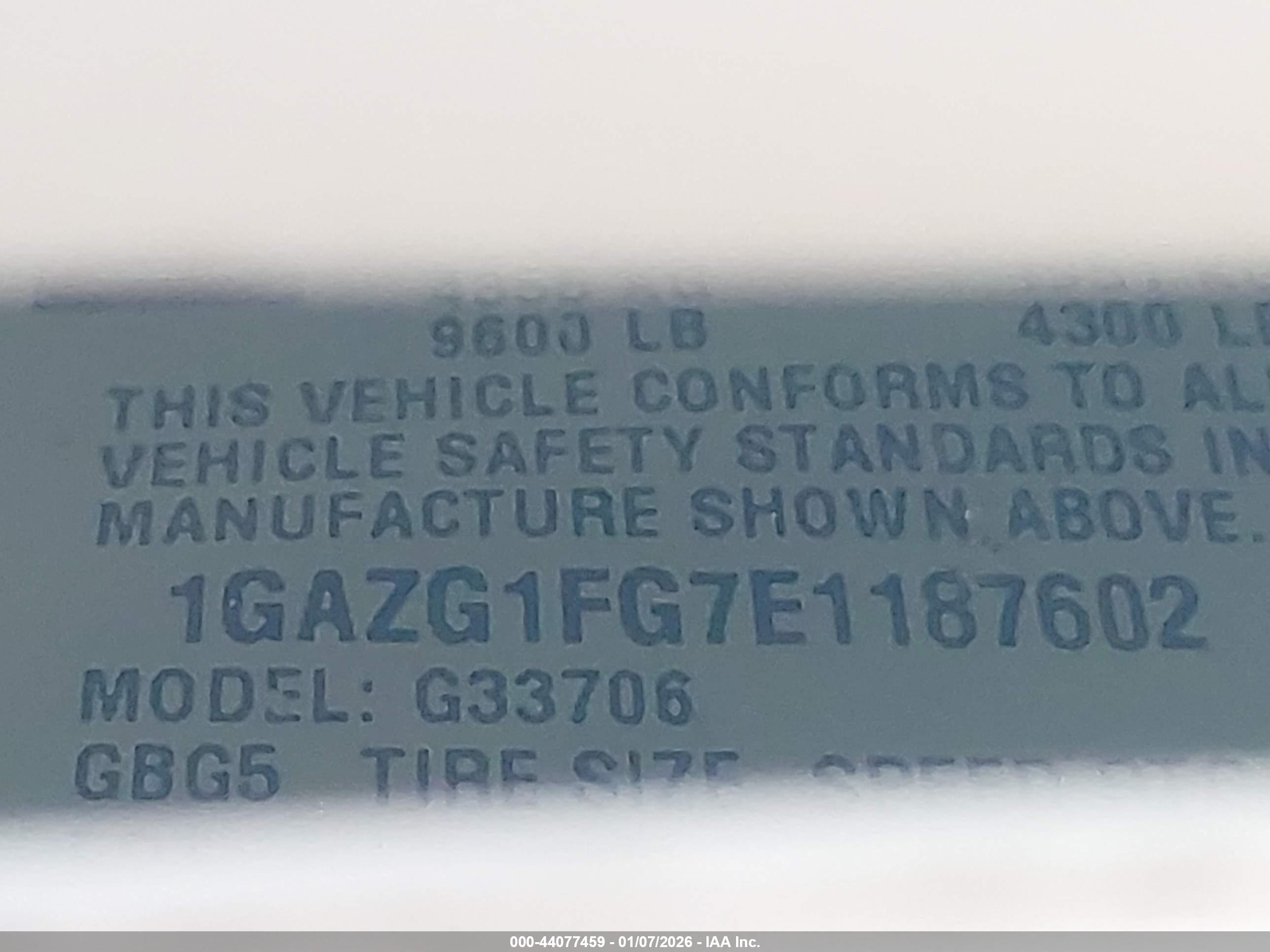 CHEVROLET EXPRESS image 9