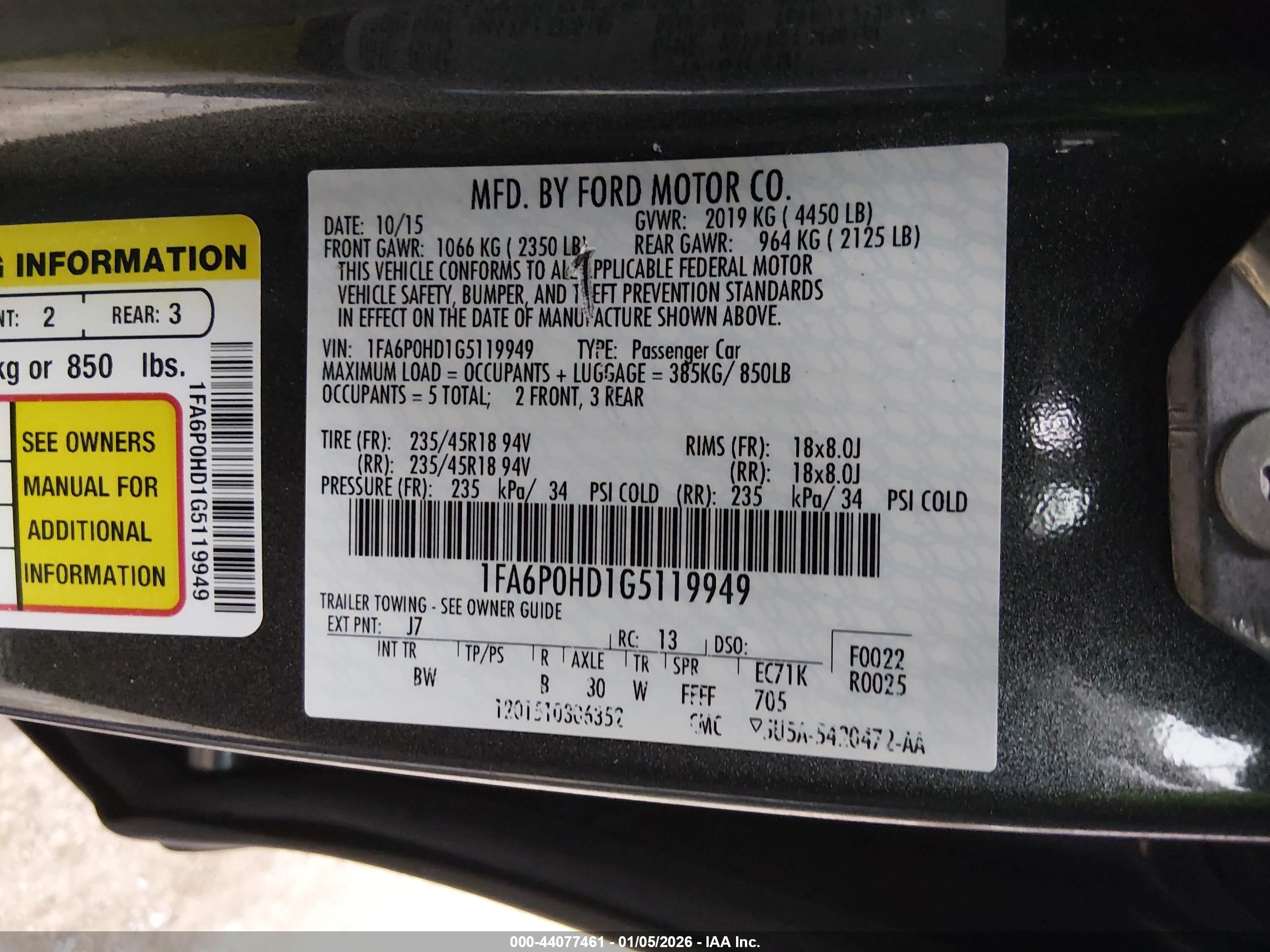 FORD FUSION image 9