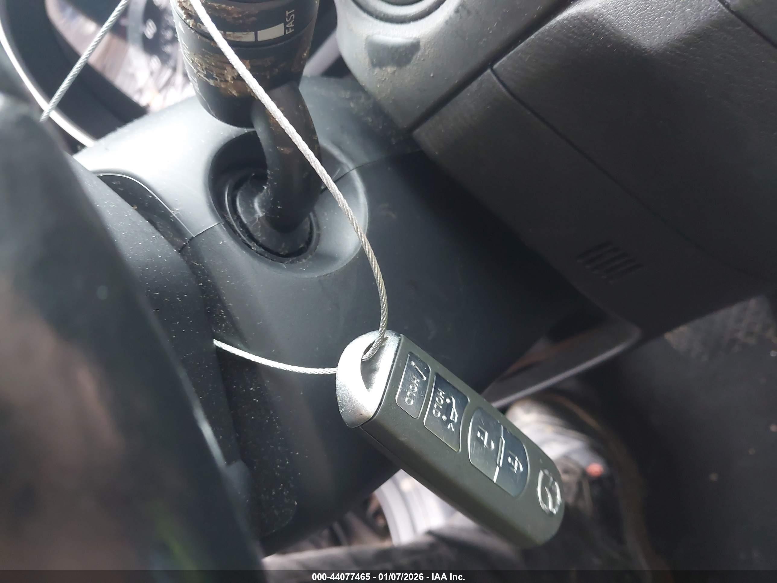 MAZDA MAZDA3 image 11