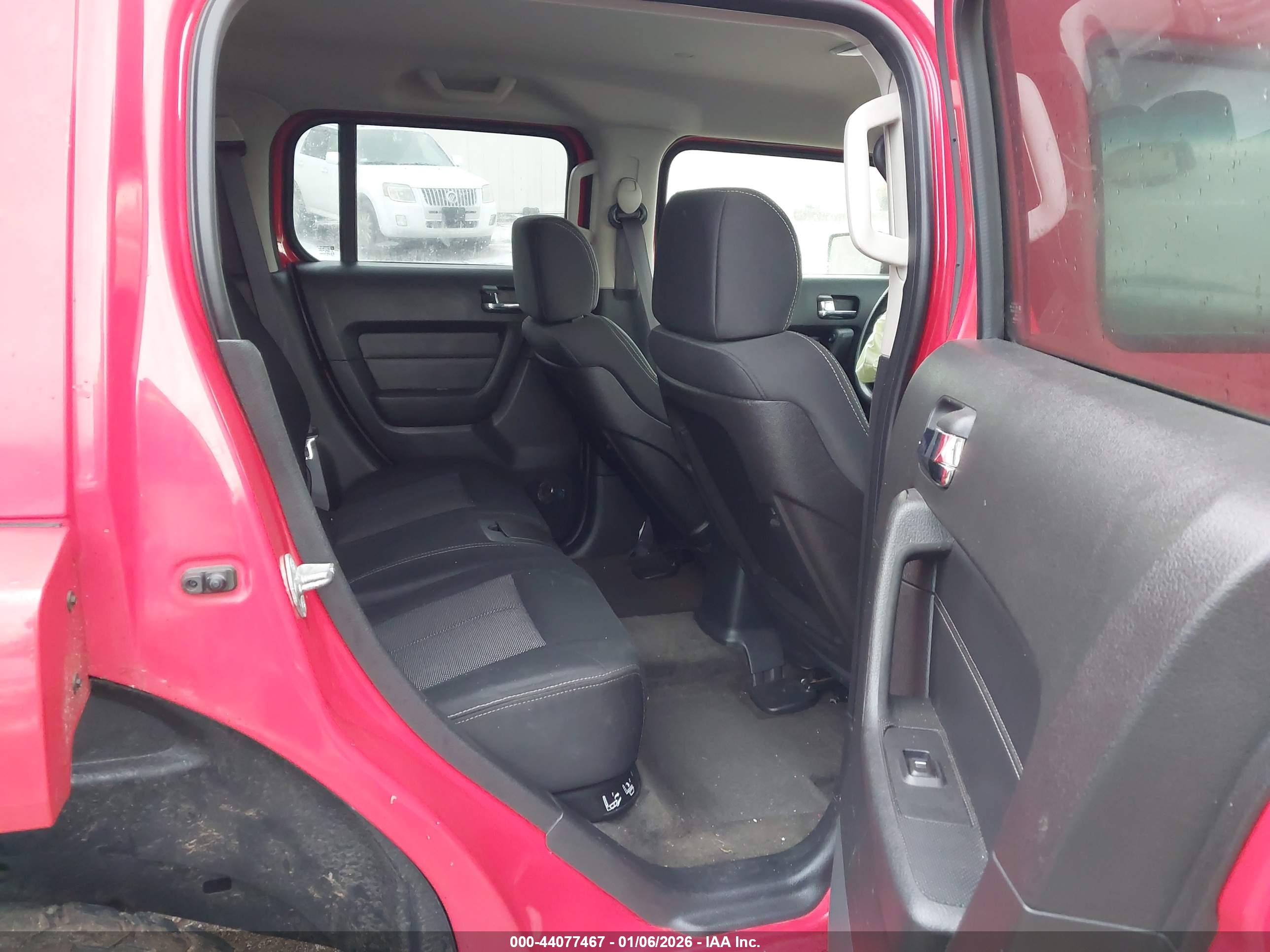 HUMMER H3 image 8