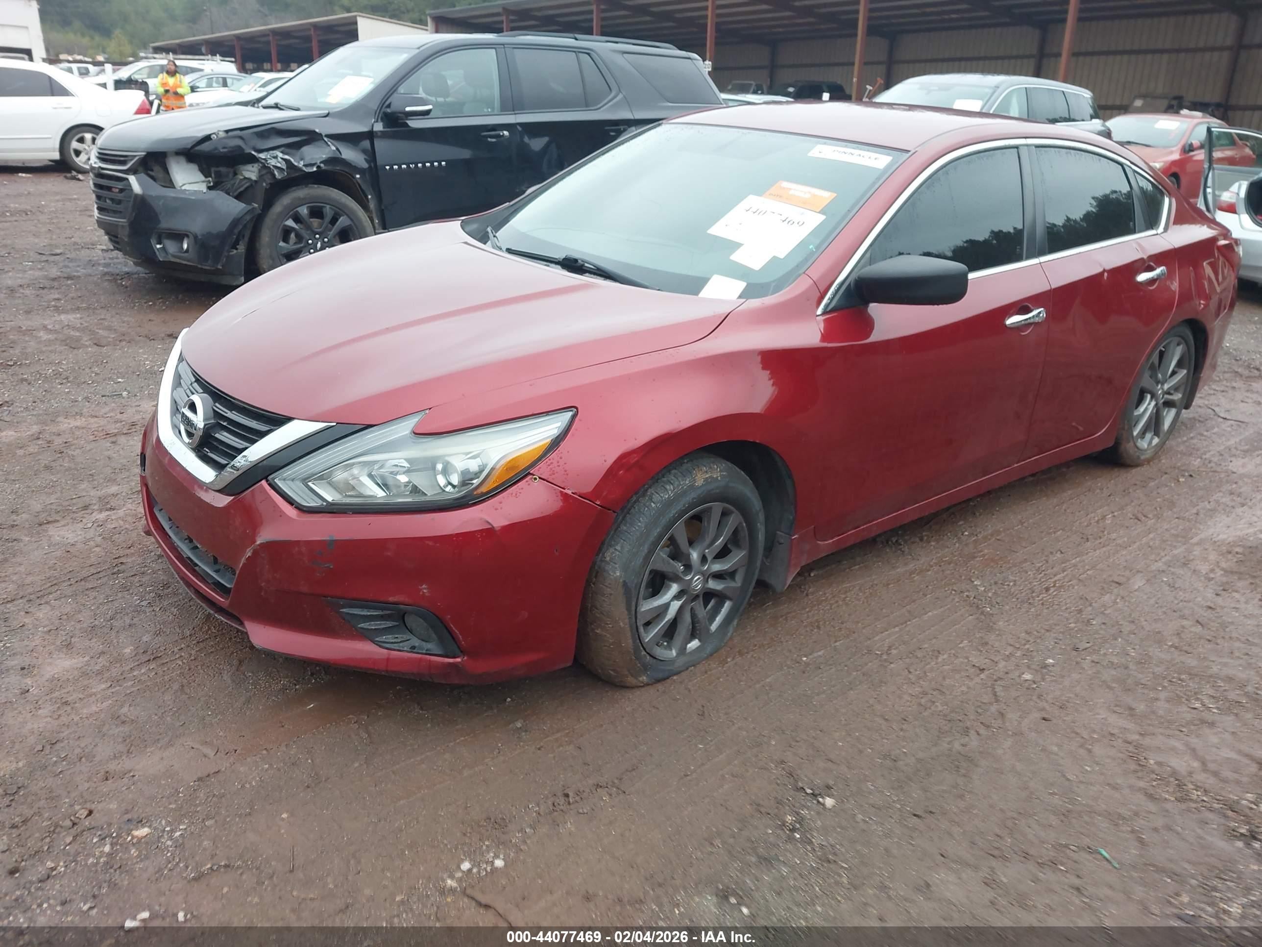 NISSAN ALTIMA image 2
