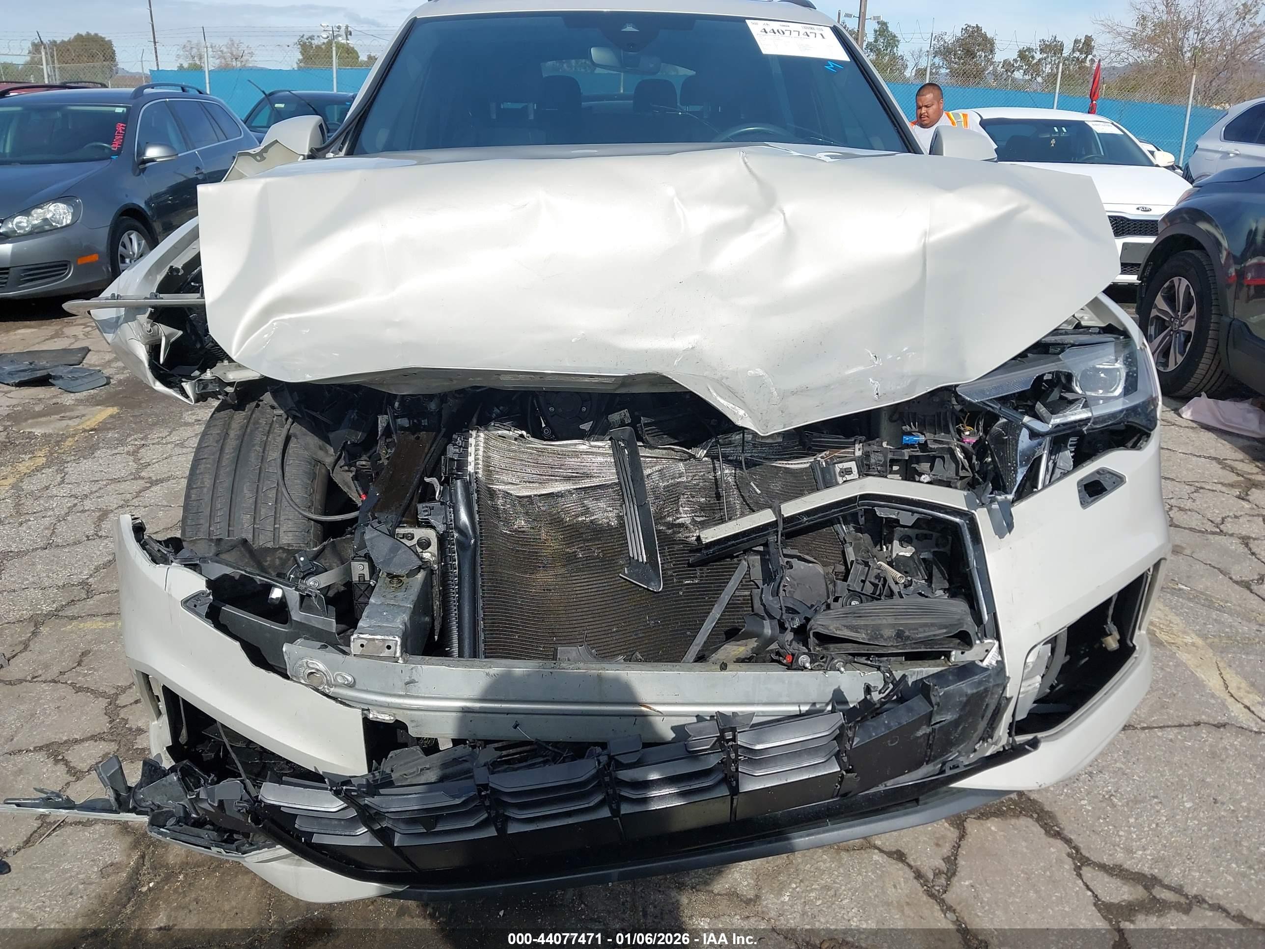 AUDI Q7 image 6