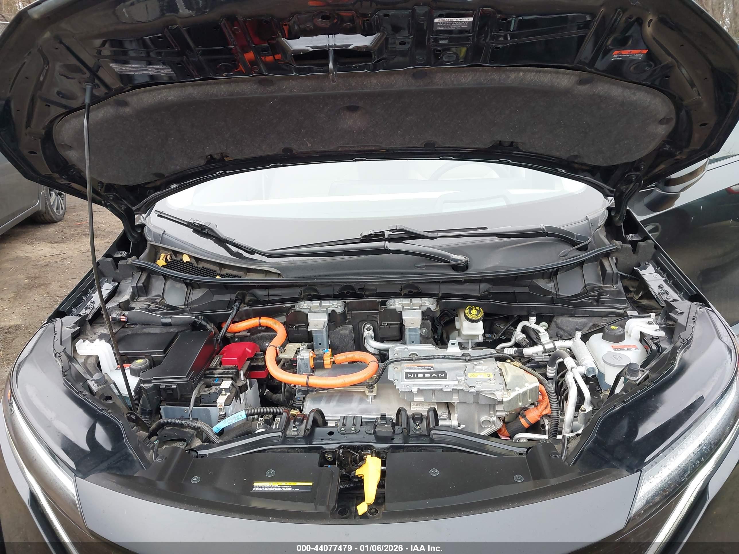 NISSAN ARIYA image 10