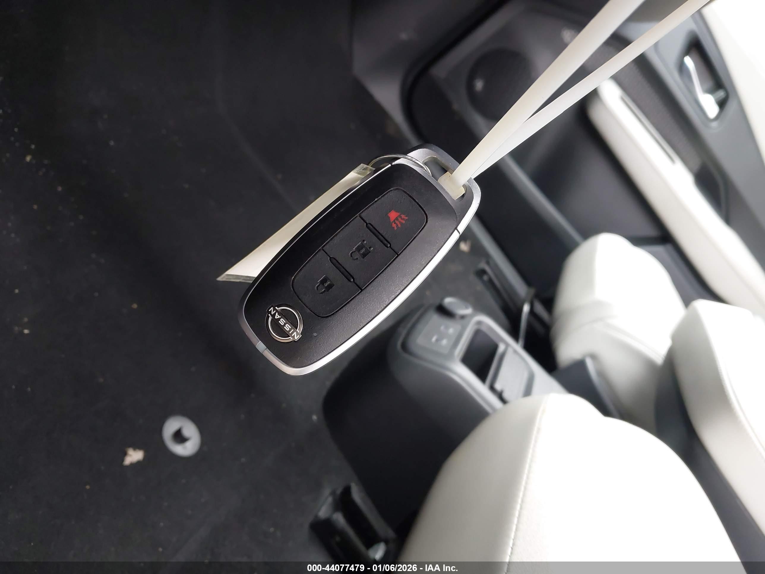 NISSAN ARIYA image 11