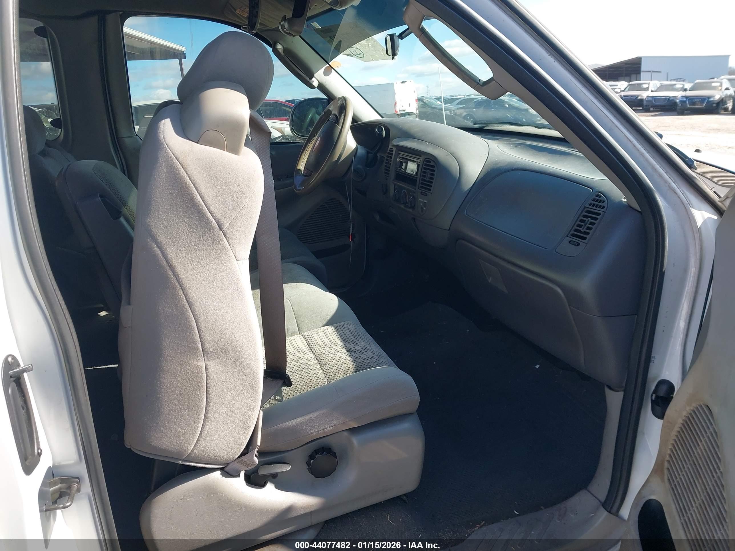 FORD F-150 image 5