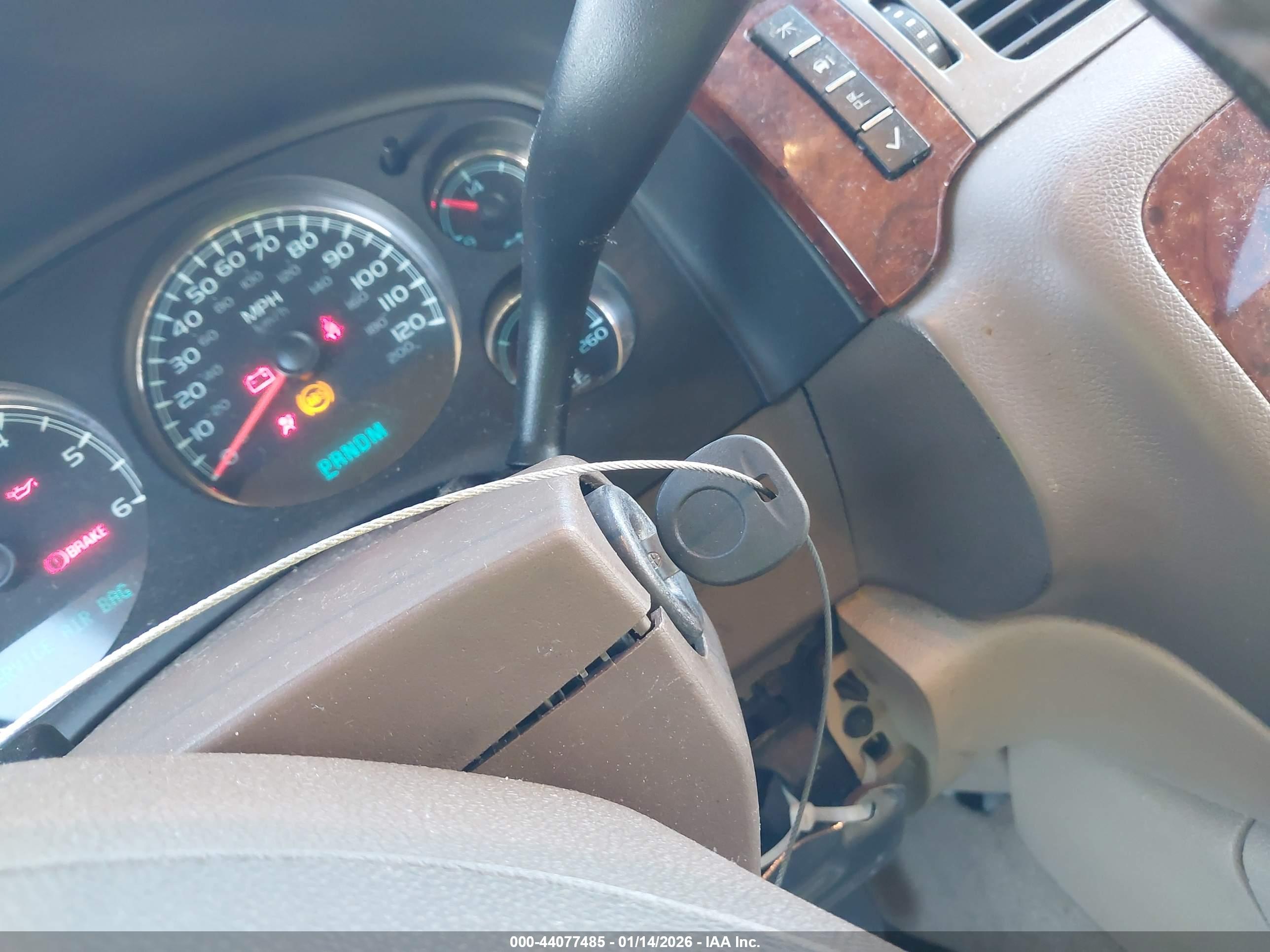 CHEVROLET TAHOE image 11