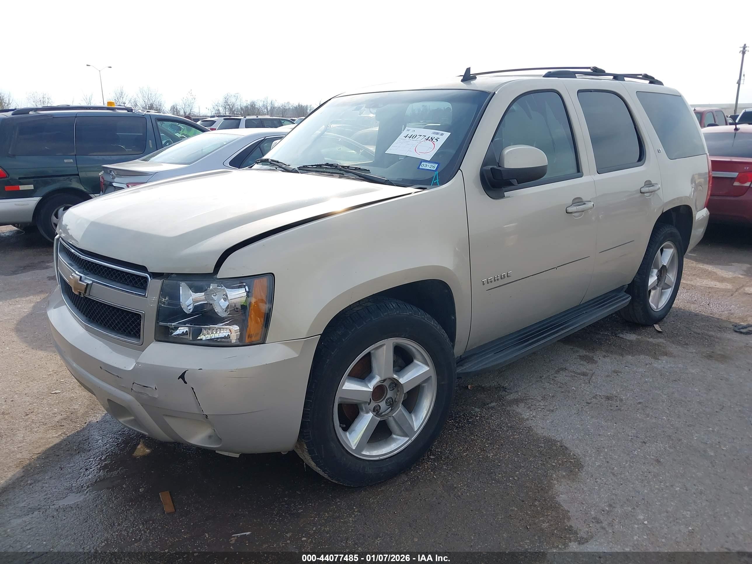 CHEVROLET TAHOE image 2