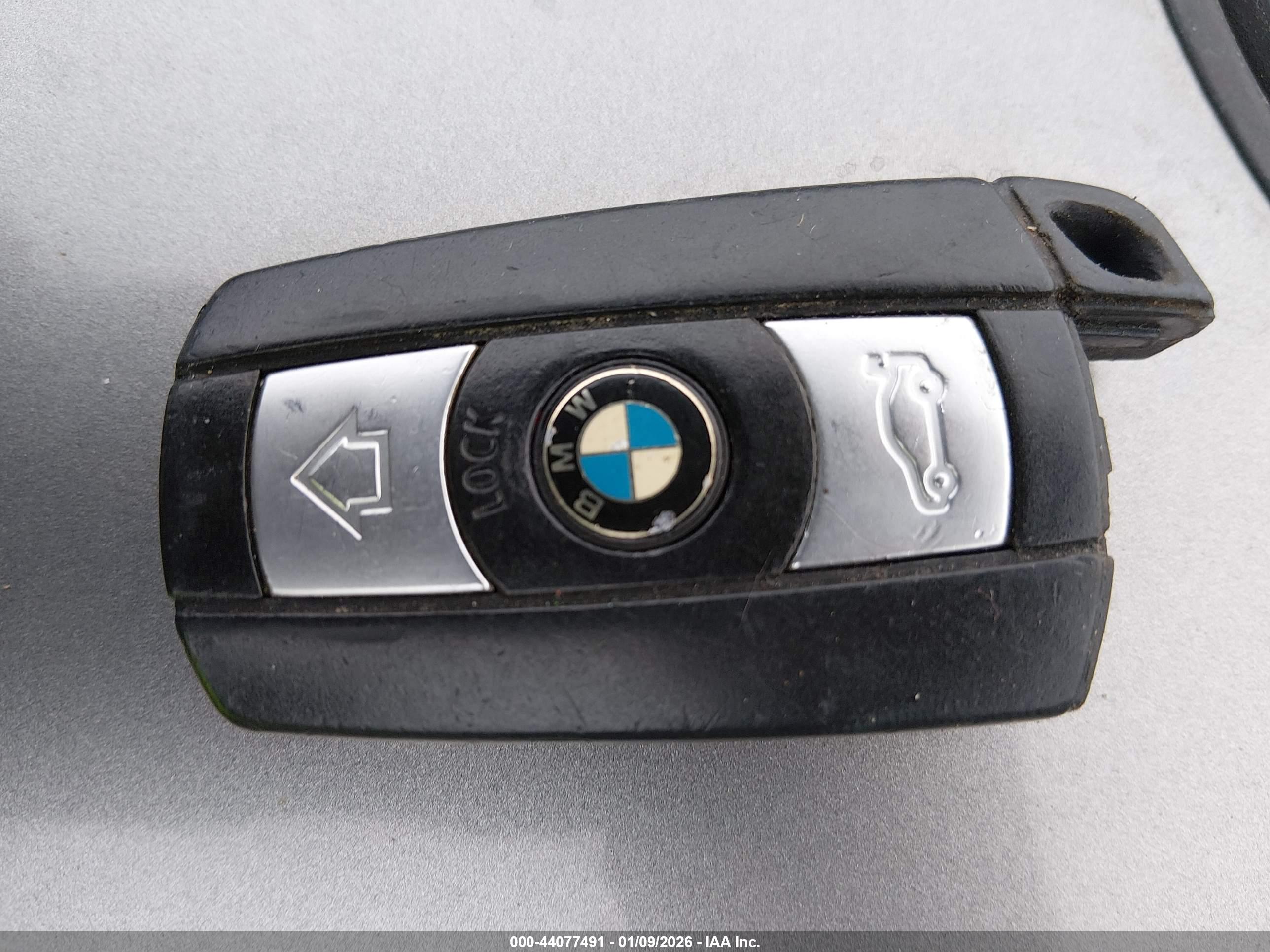 BMW 328I image 11