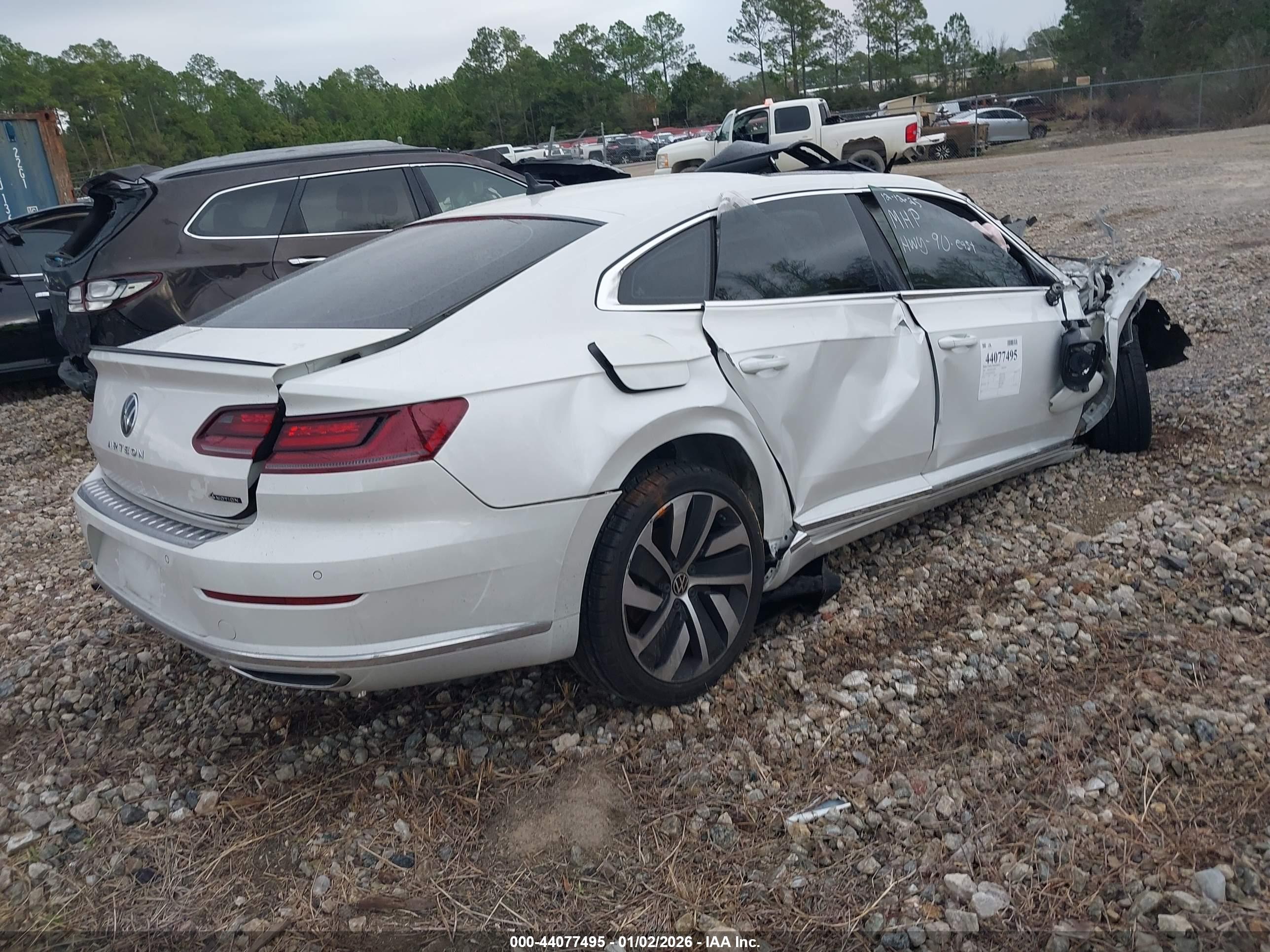 VOLKSWAGEN ARTEON image 4
