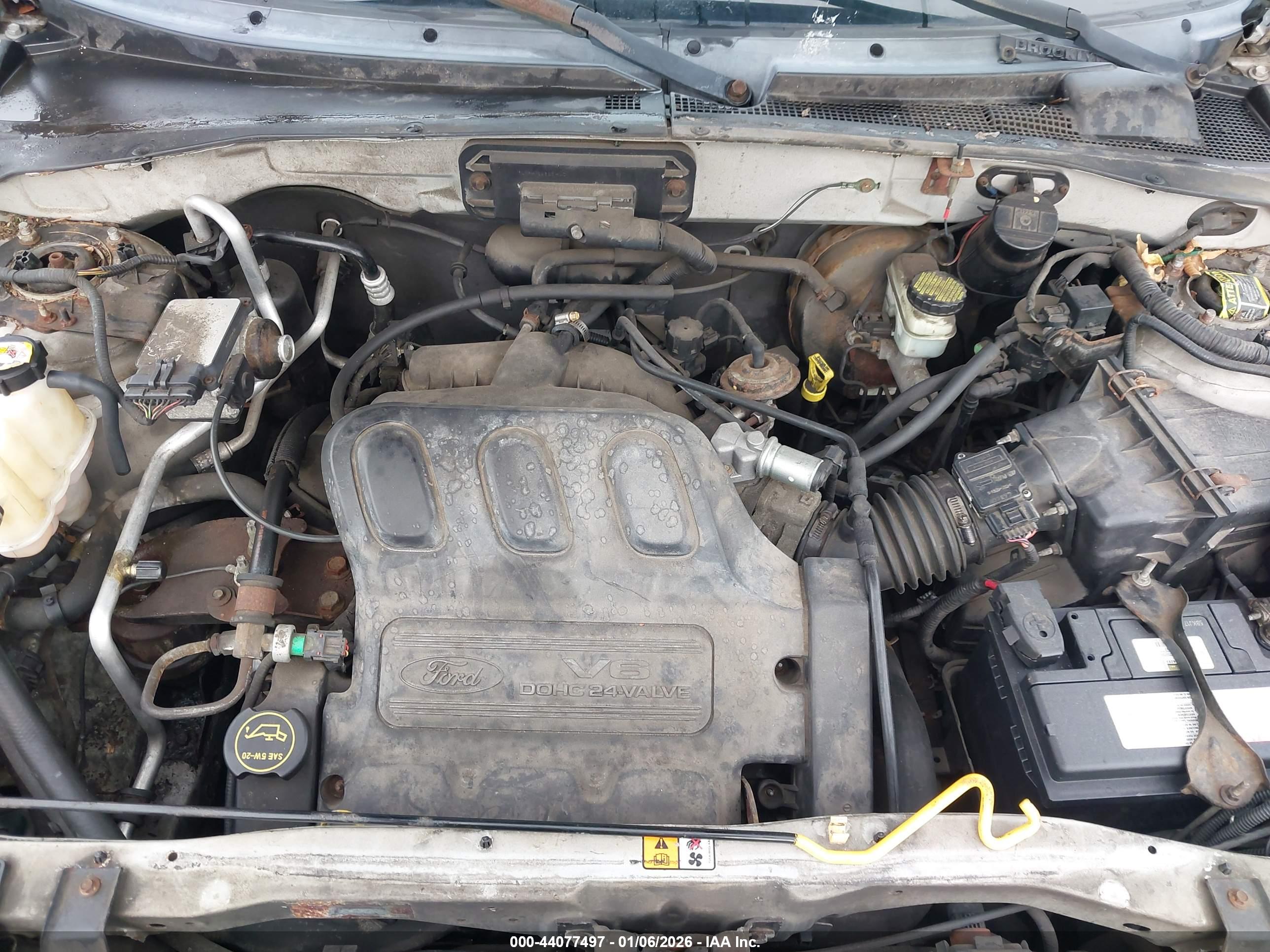 FORD ESCAPE image 10