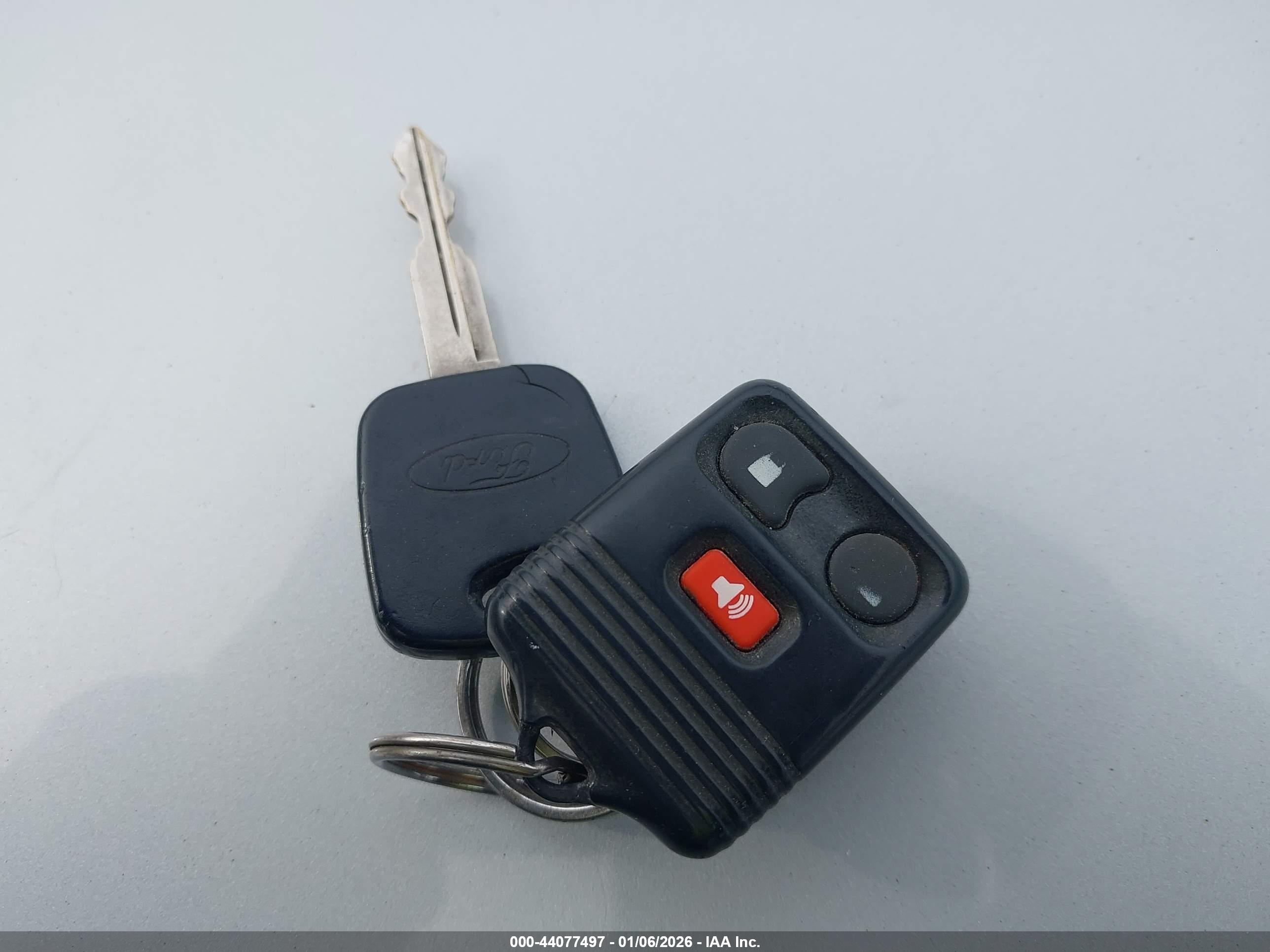 FORD ESCAPE image 11
