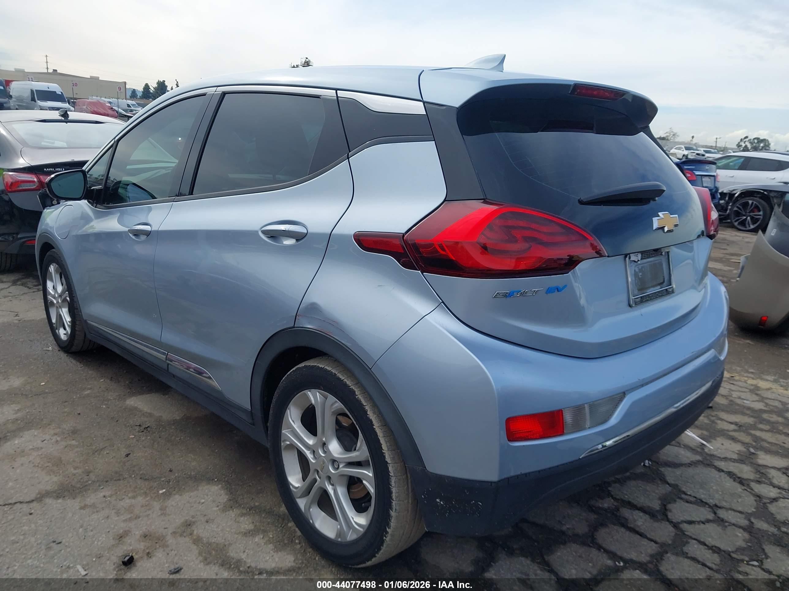 CHEVROLET BOLT image 3