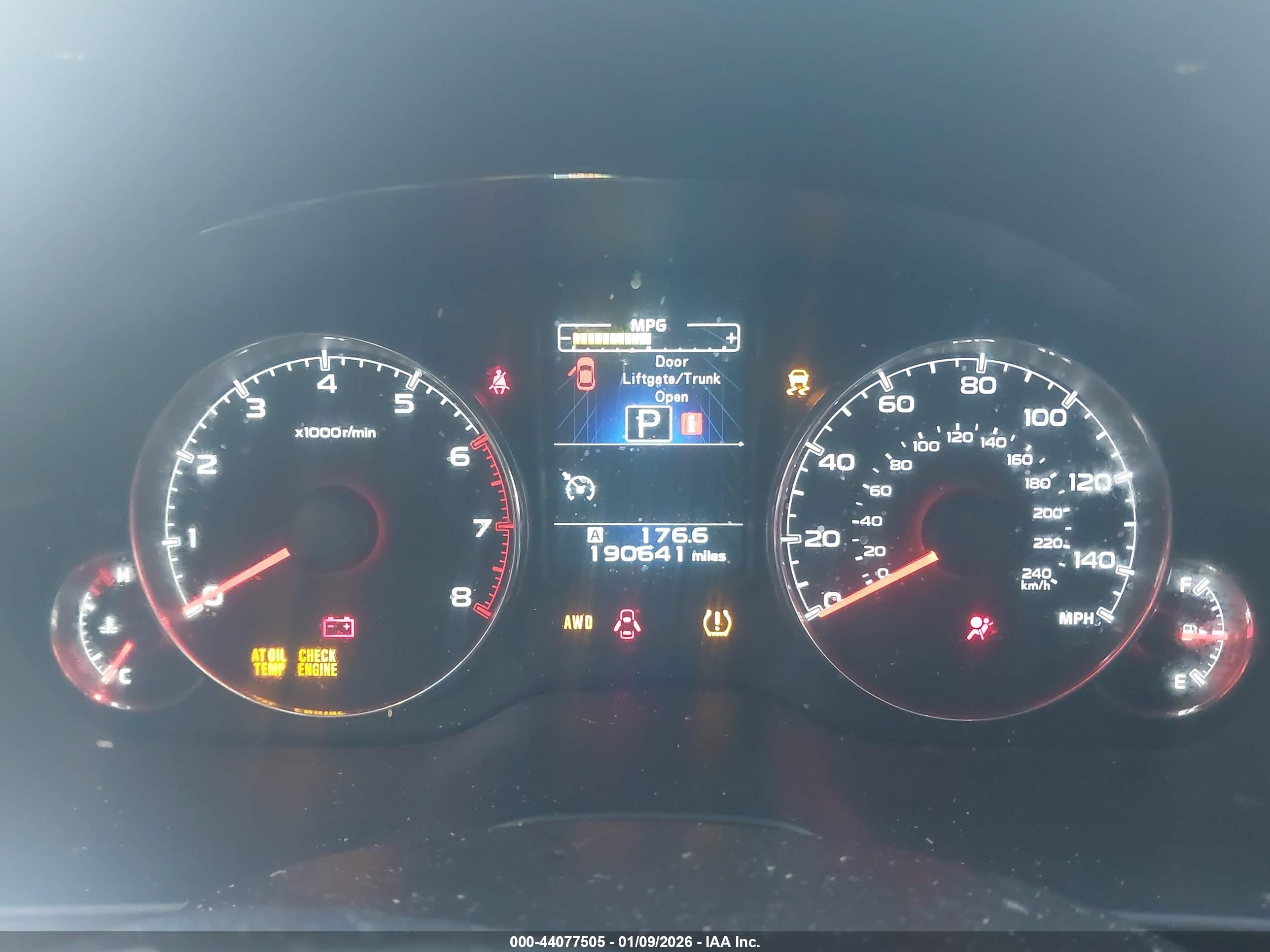 SUBARU OUTBACK image 7