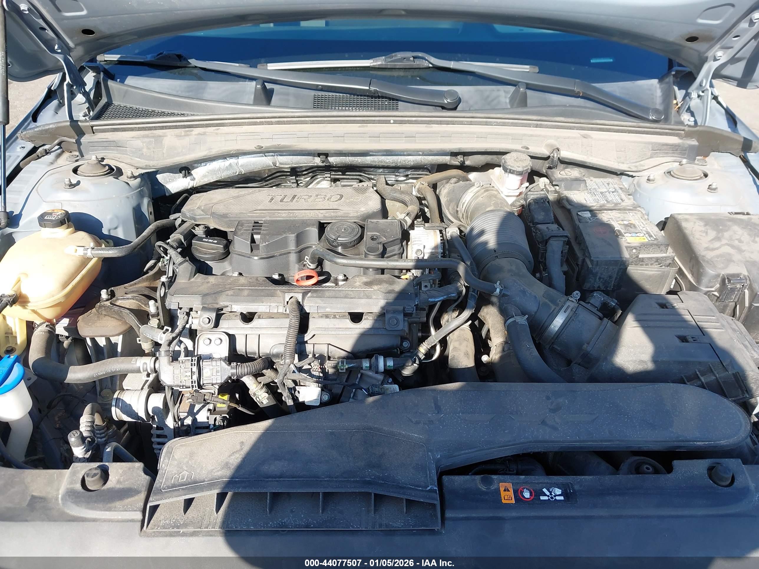 KIA K5 image 10