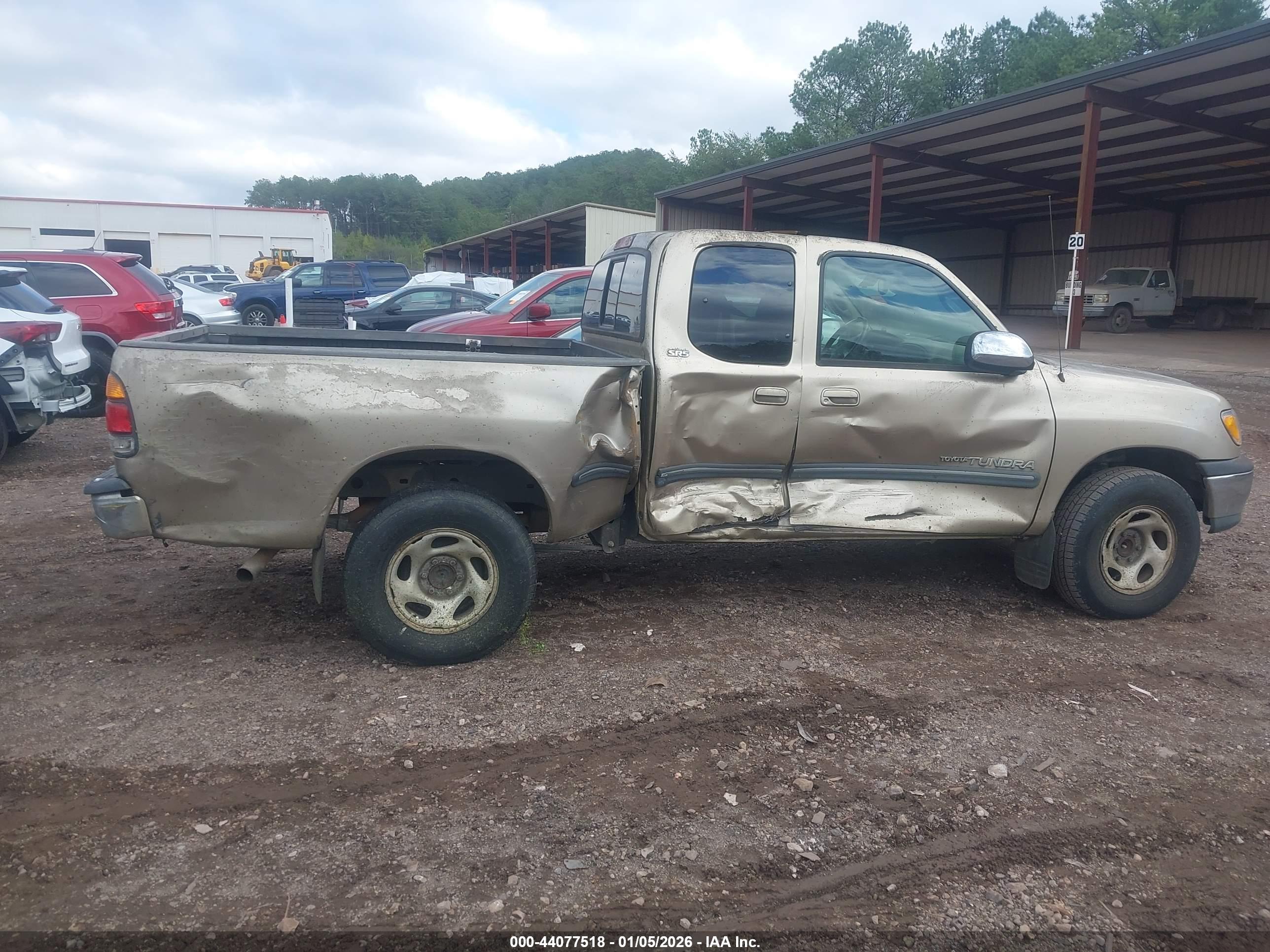 TOYOTA TUNDRA image 6