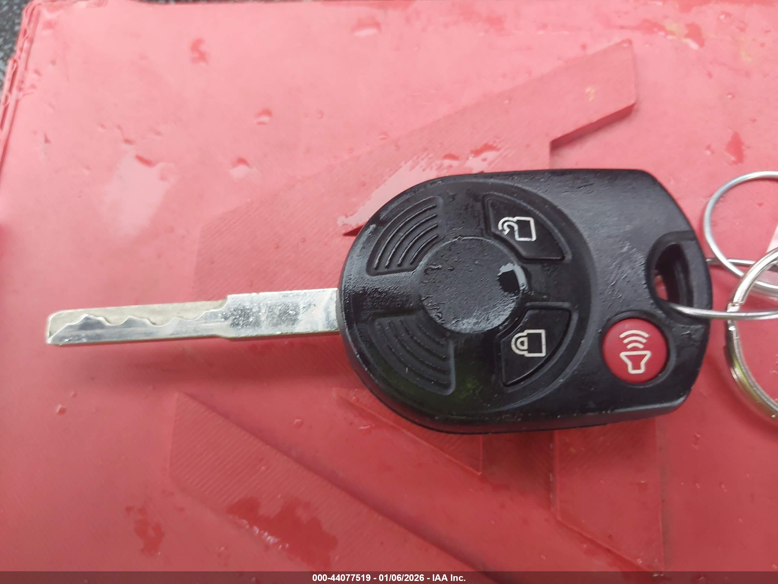 FORD ESCAPE image 11
