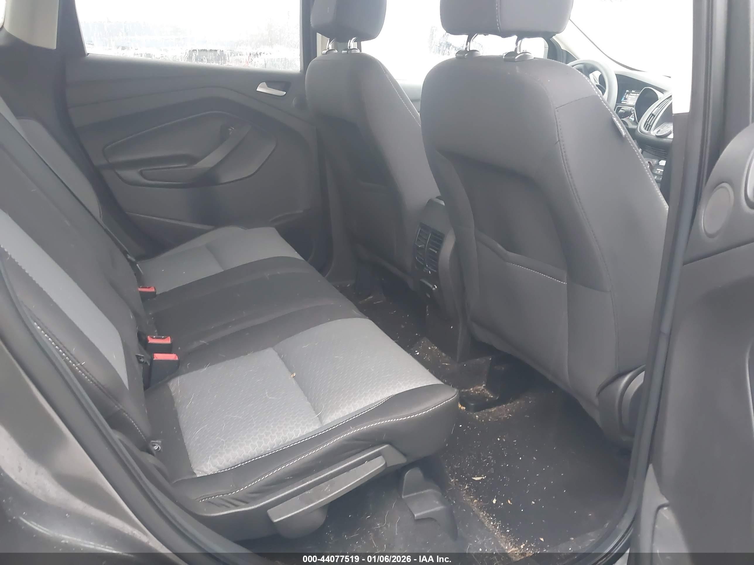 FORD ESCAPE image 8
