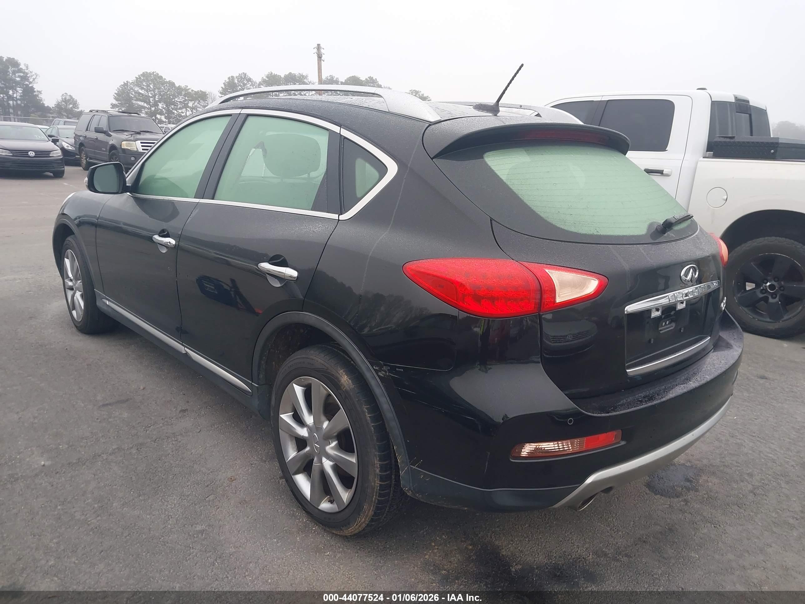INFINITI QX50 image 3