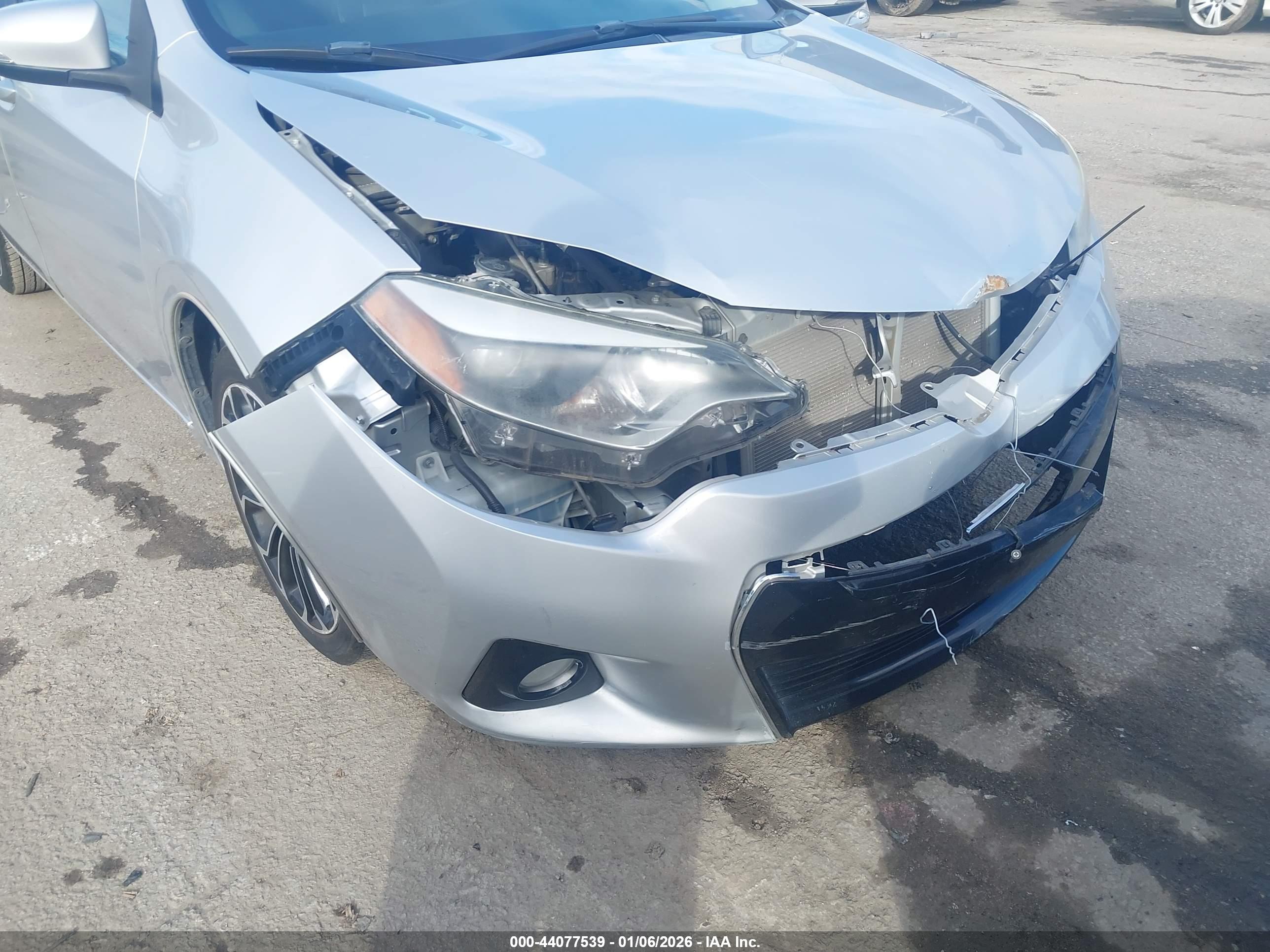 TOYOTA COROLLA image 6