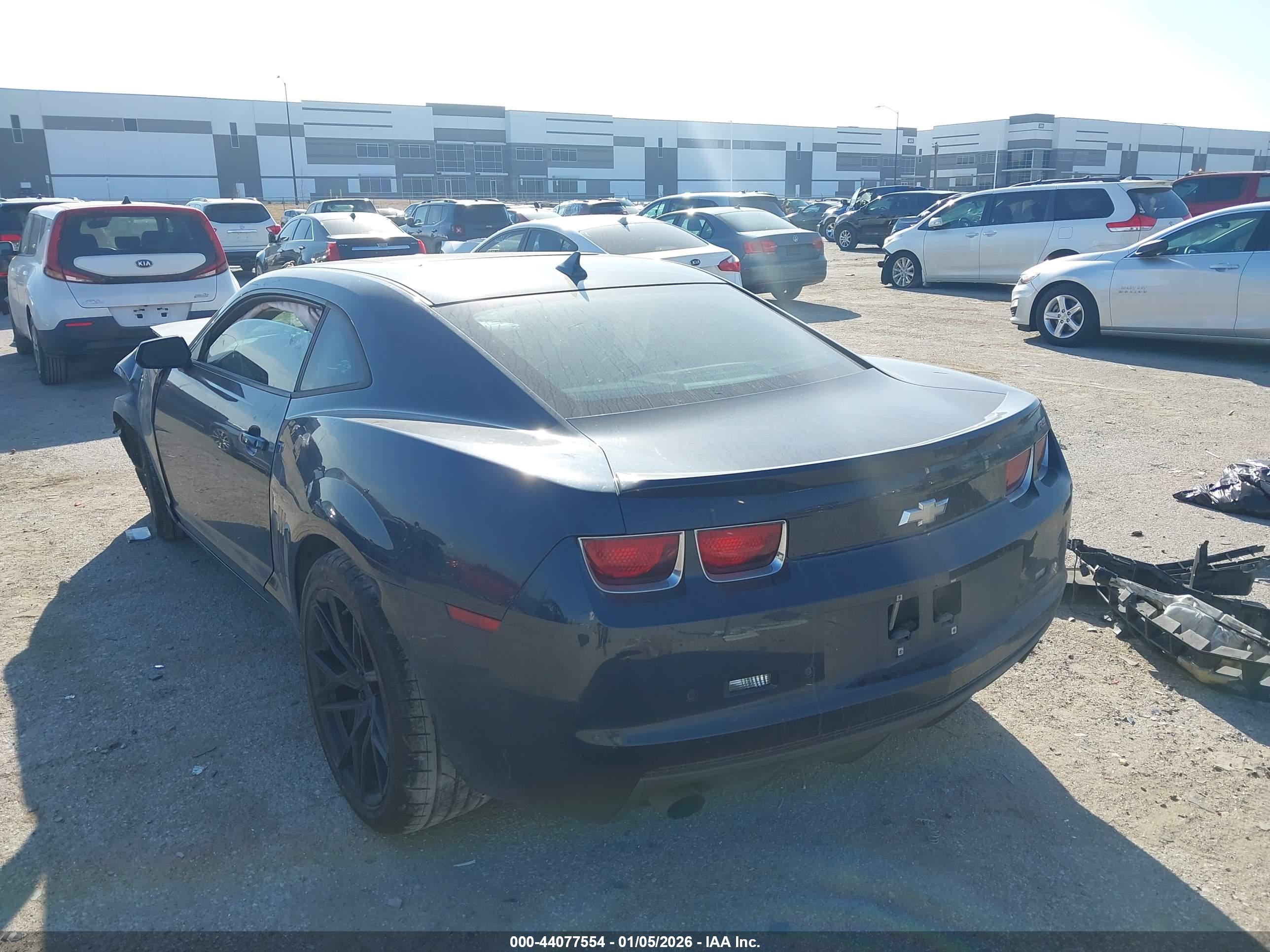 CHEVROLET CAMARO image 3