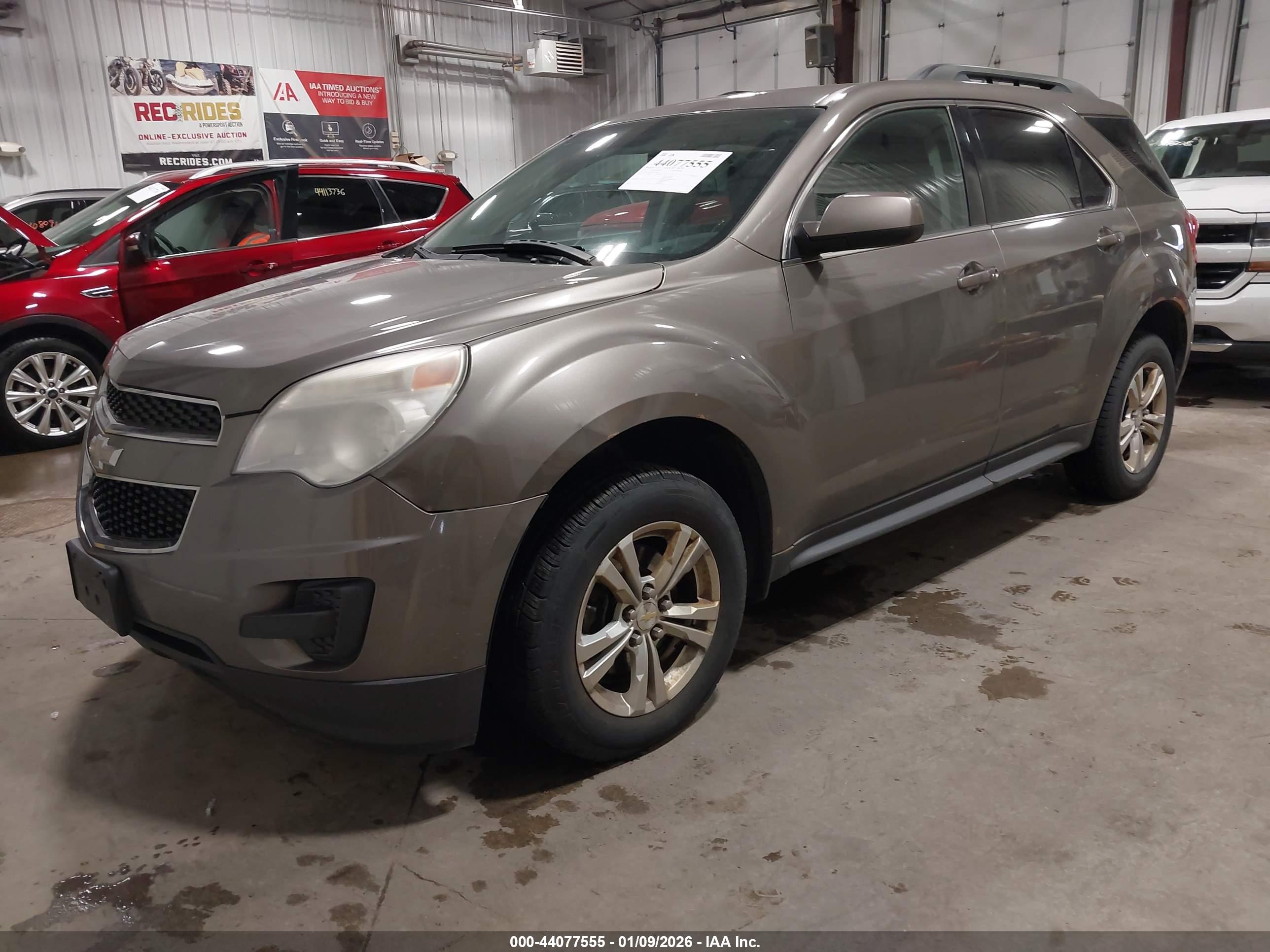 CHEVROLET EQUINOX image 2