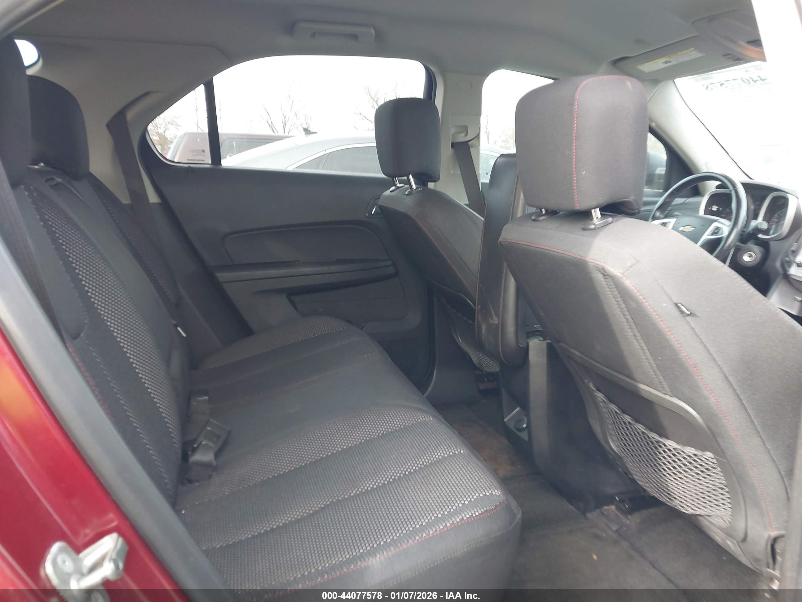 CHEVROLET EQUINOX image 8