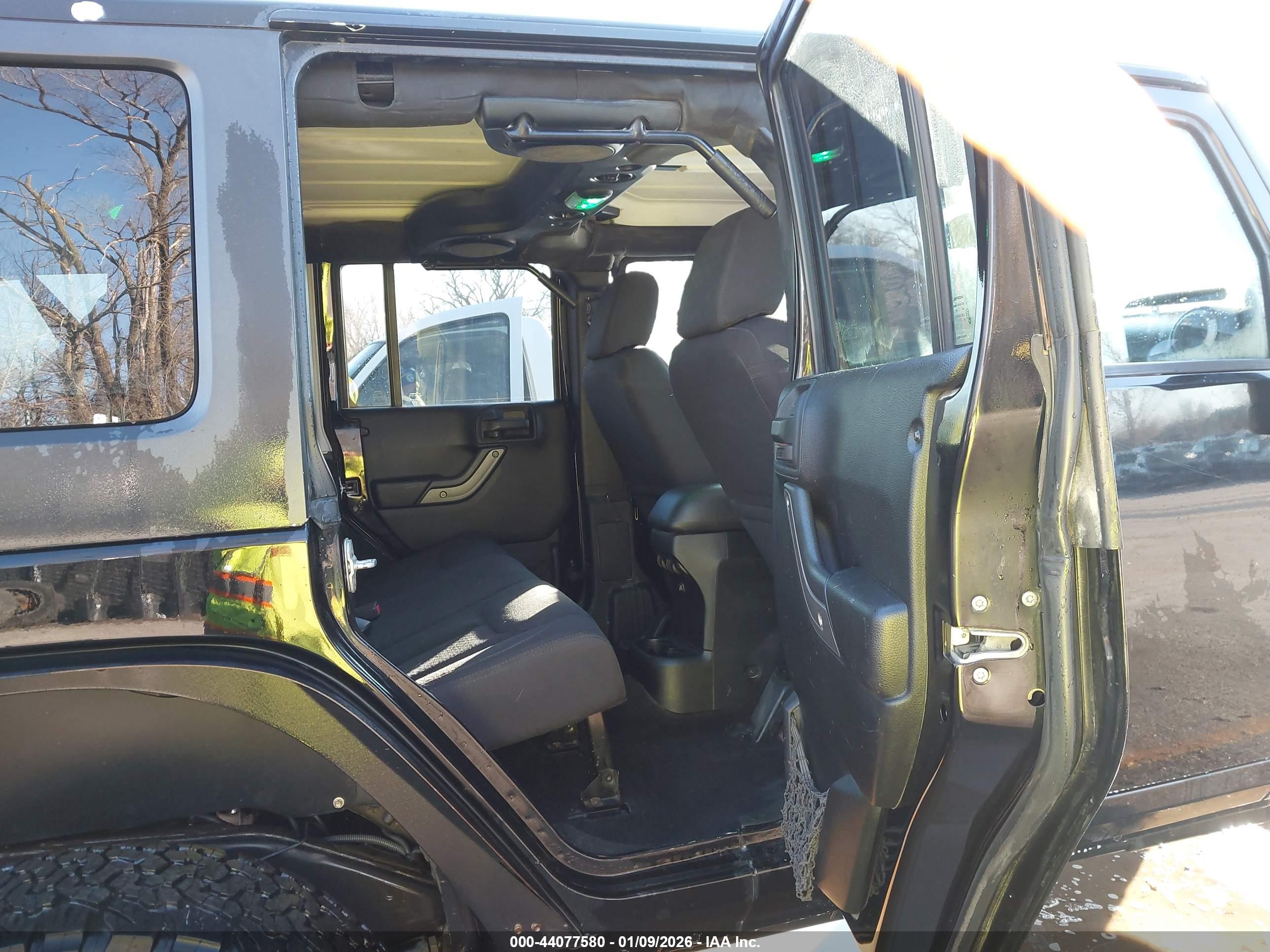 JEEP WRANGLER image 8