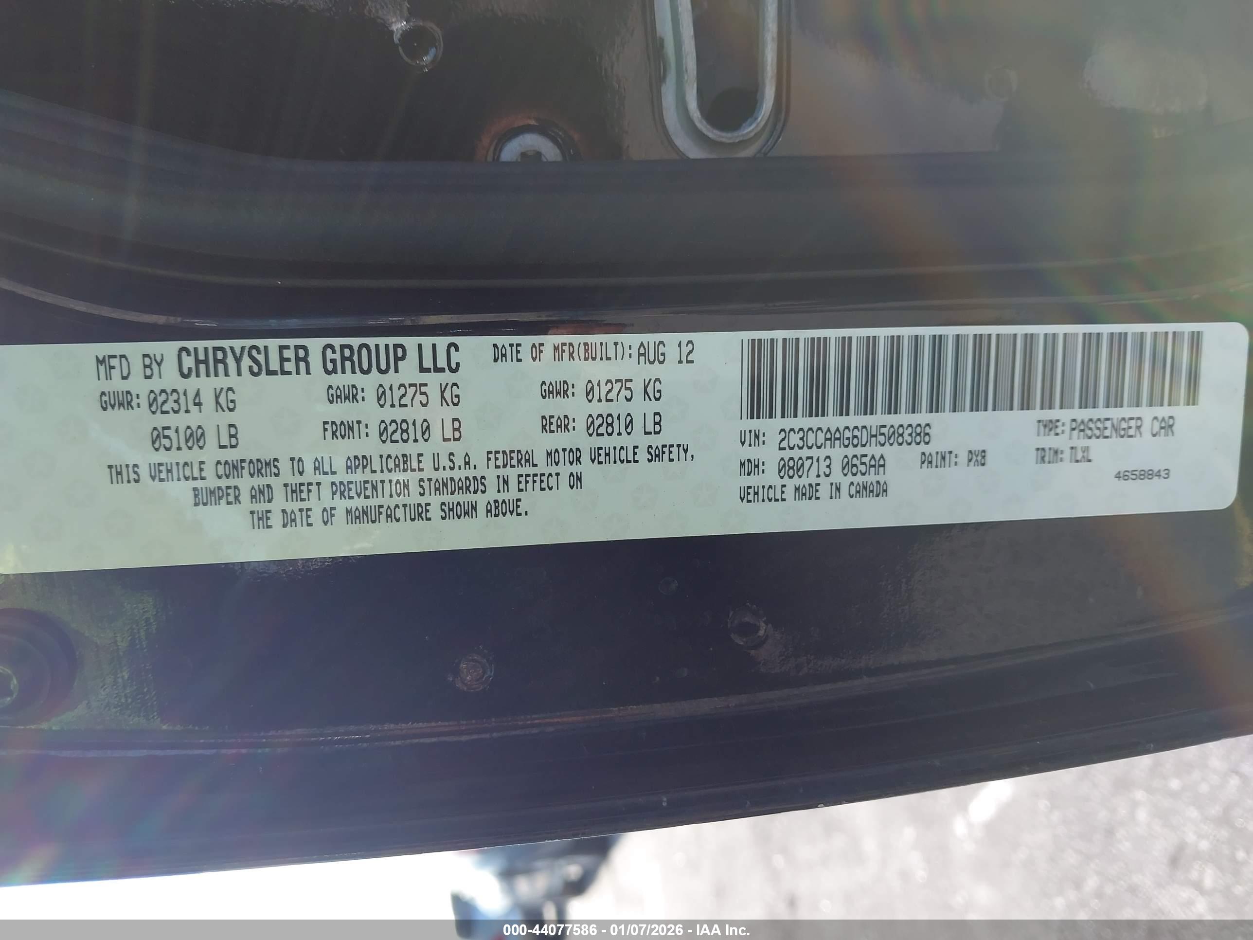 CHRYSLER 300 image 9