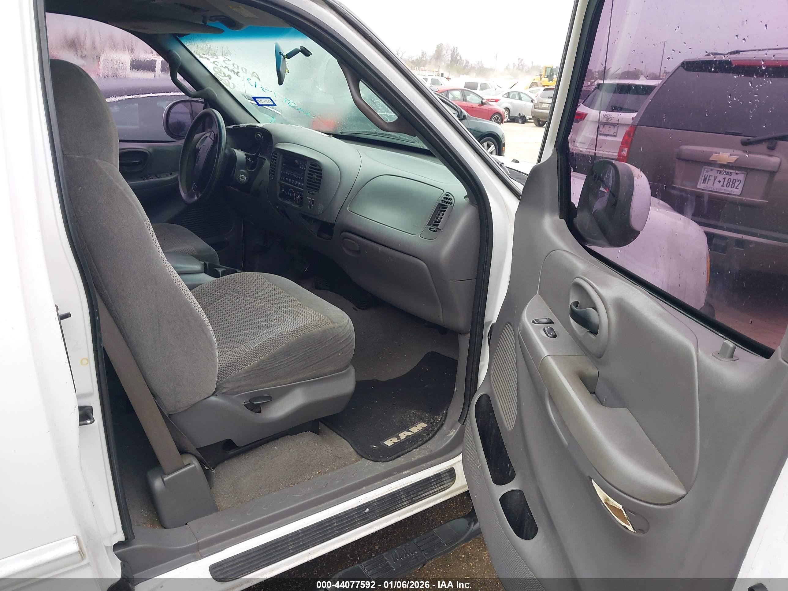 FORD F-150 image 5