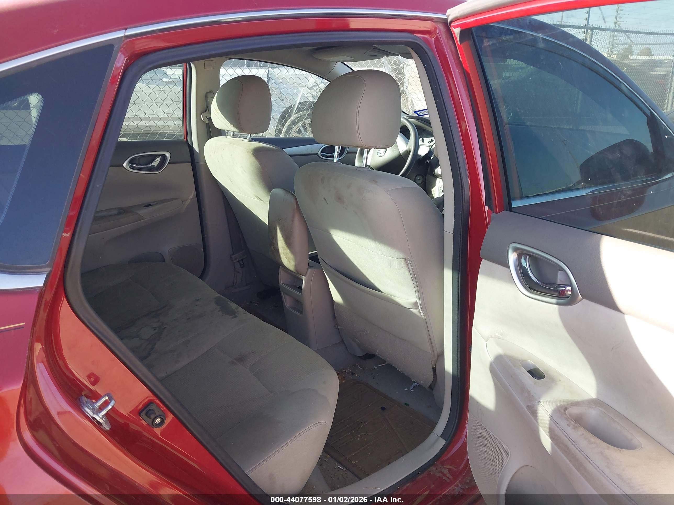 NISSAN SENTRA image 8