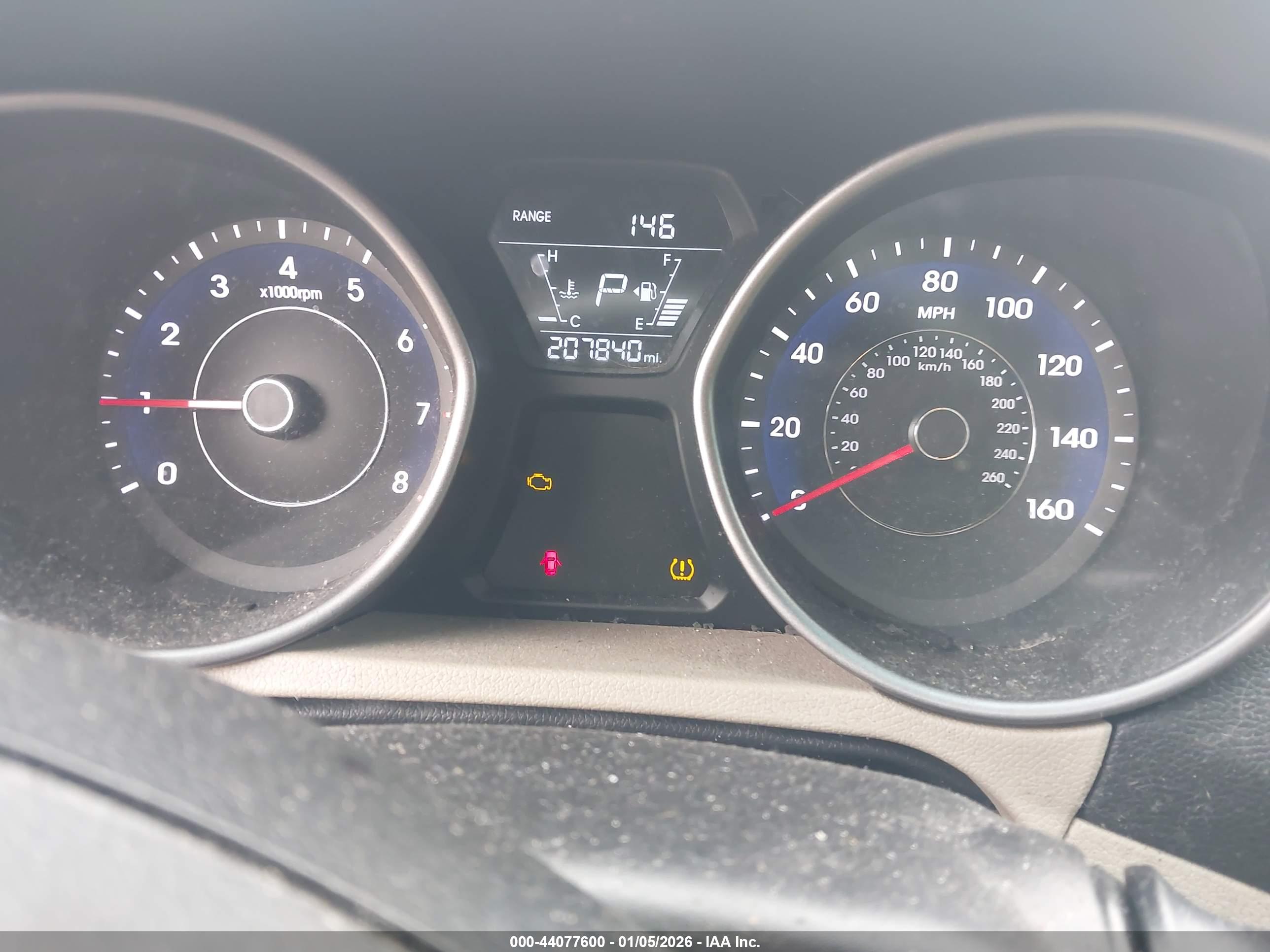 HYUNDAI ELANTRA image 7