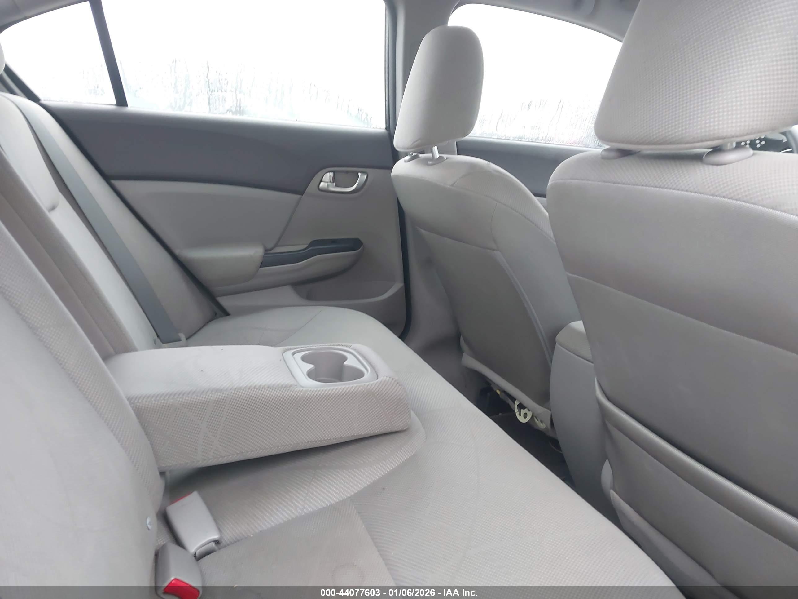 HONDA CIVIC image 8