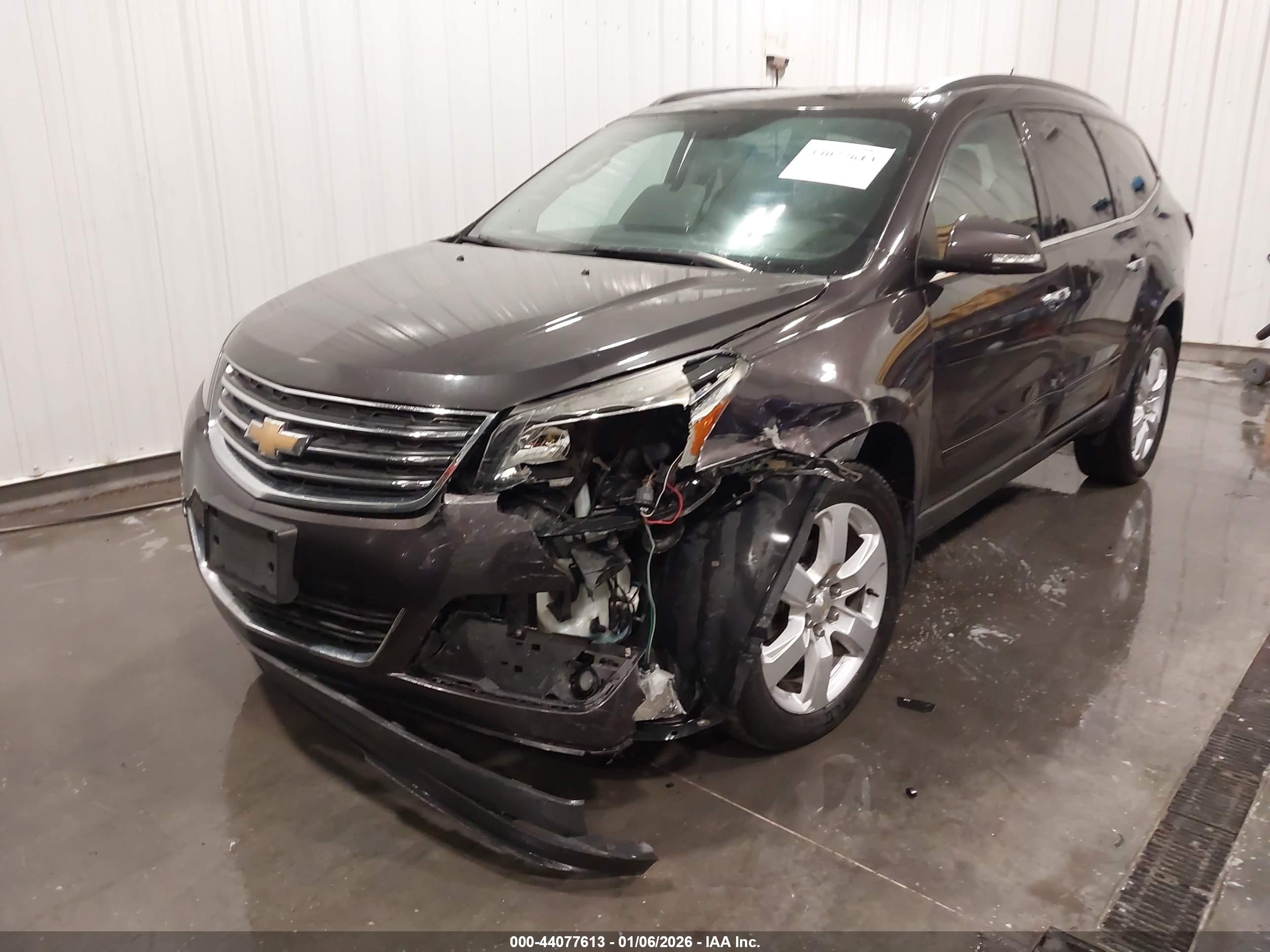 CHEVROLET TRAVERSE image 6