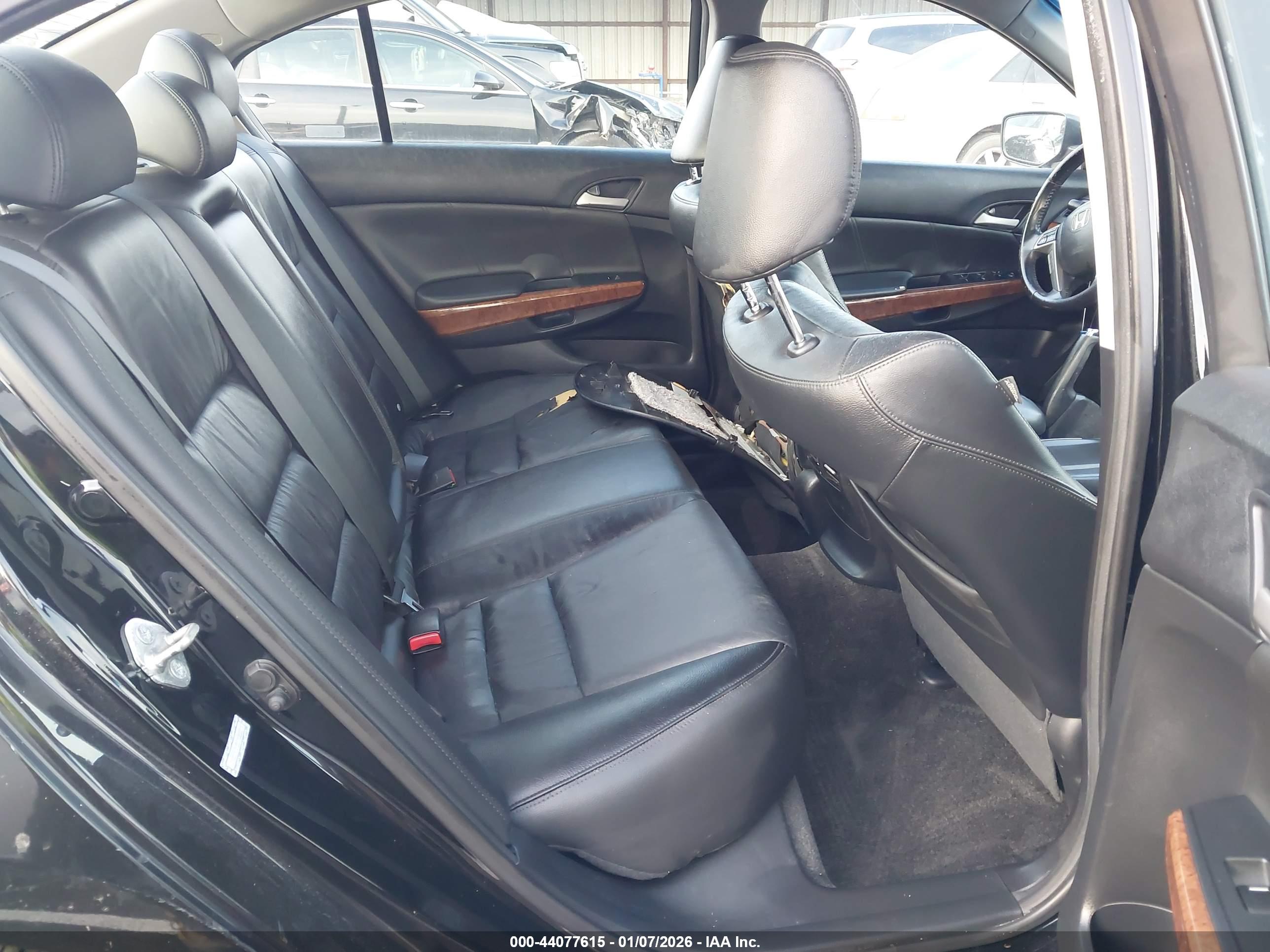 HONDA ACCORD image 8