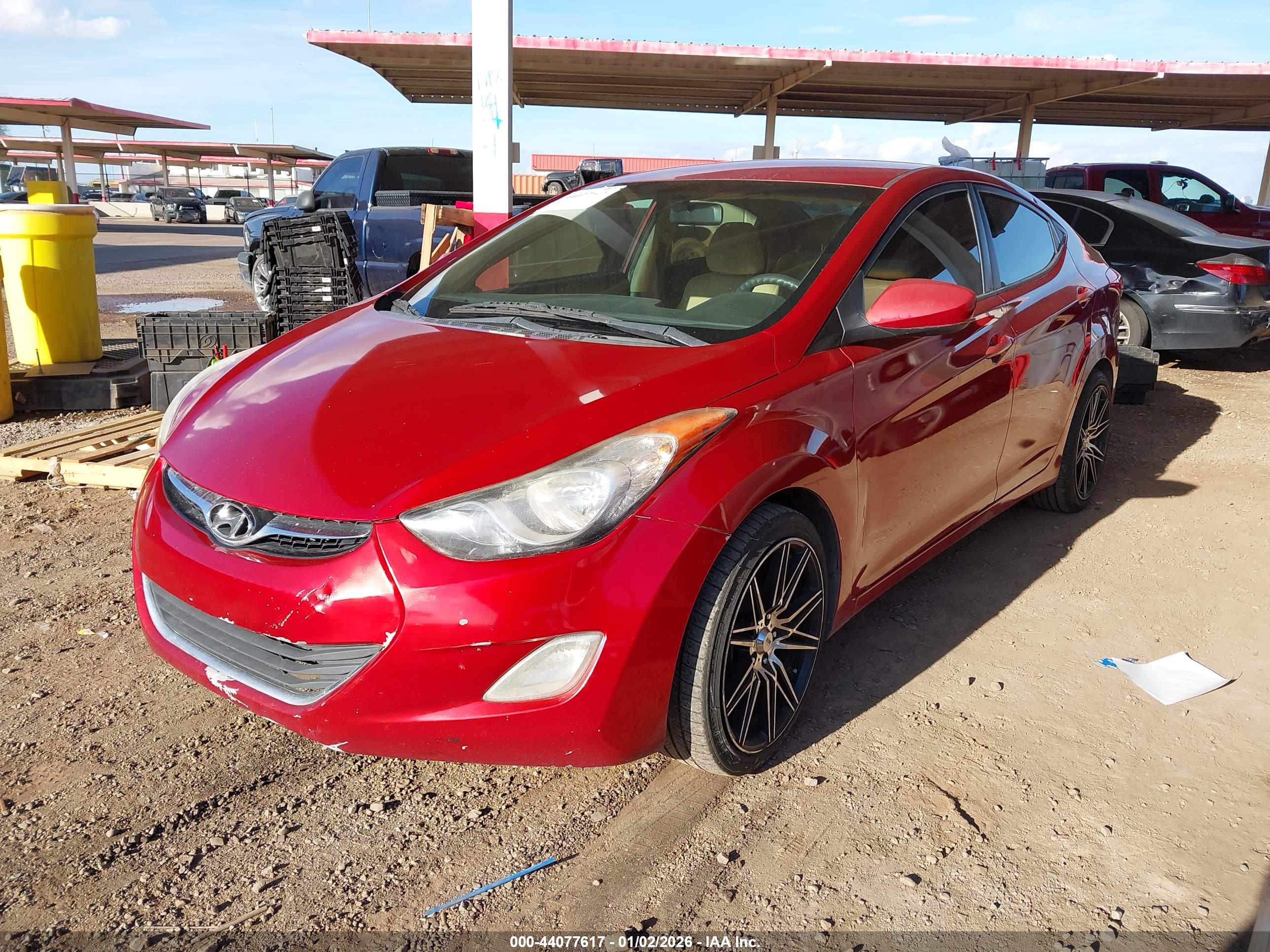 HYUNDAI ELANTRA image 2