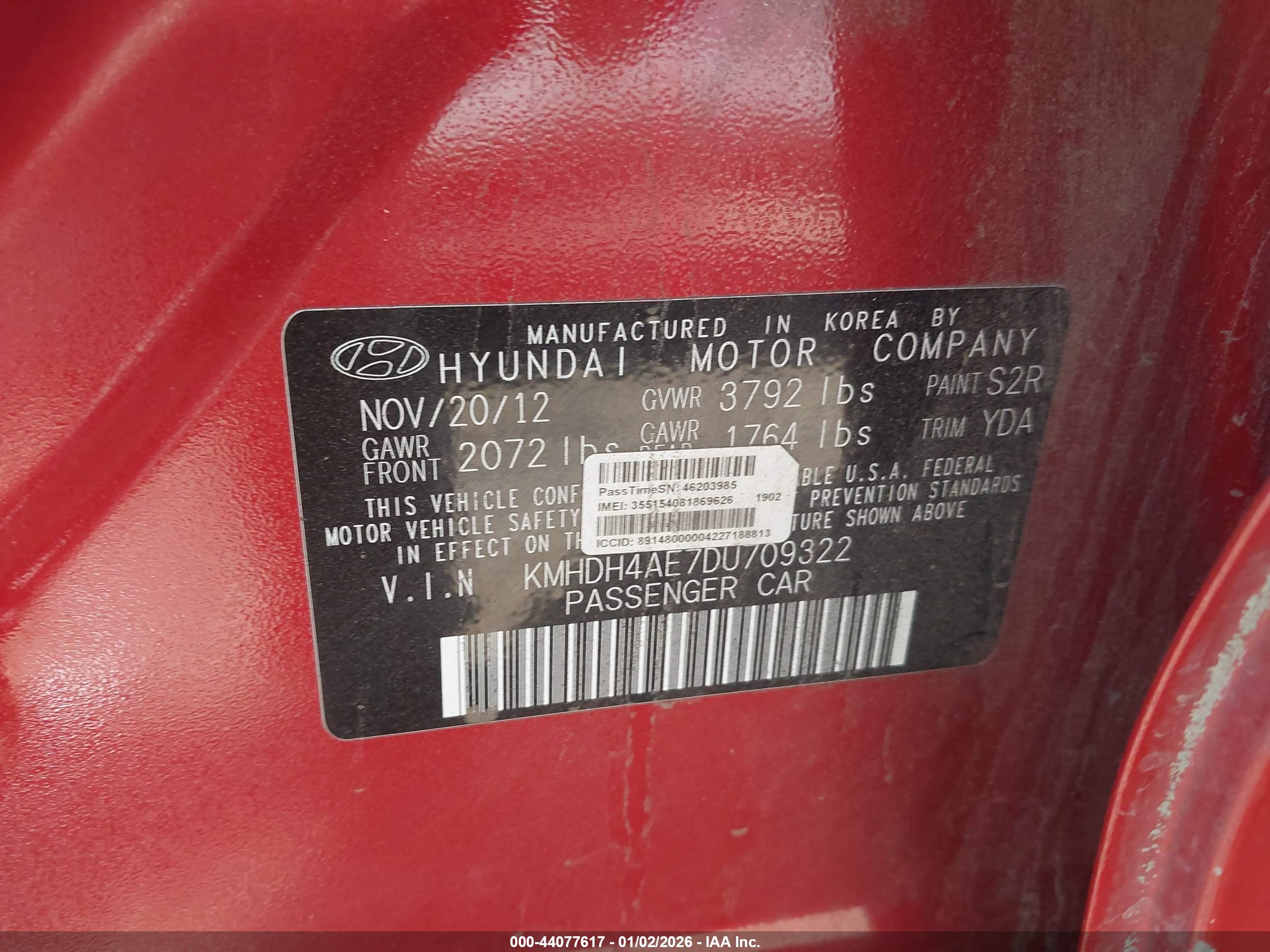 HYUNDAI ELANTRA image 9