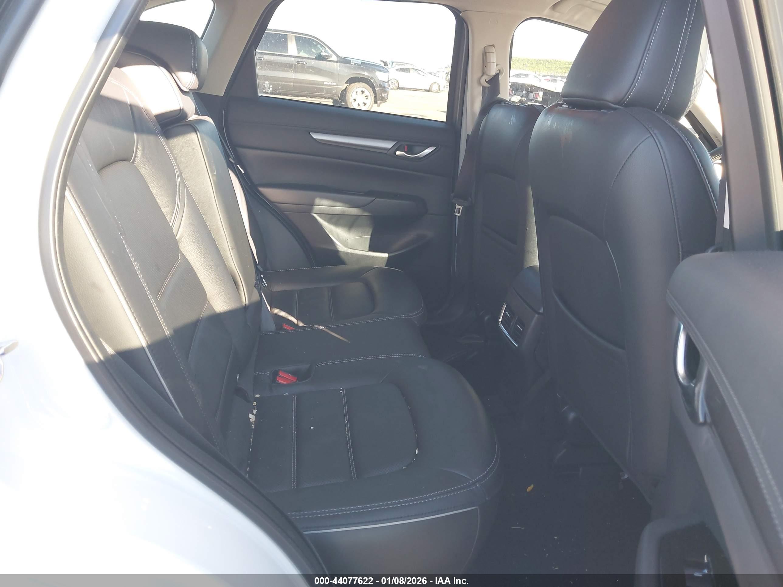 MAZDA CX-5 image 8