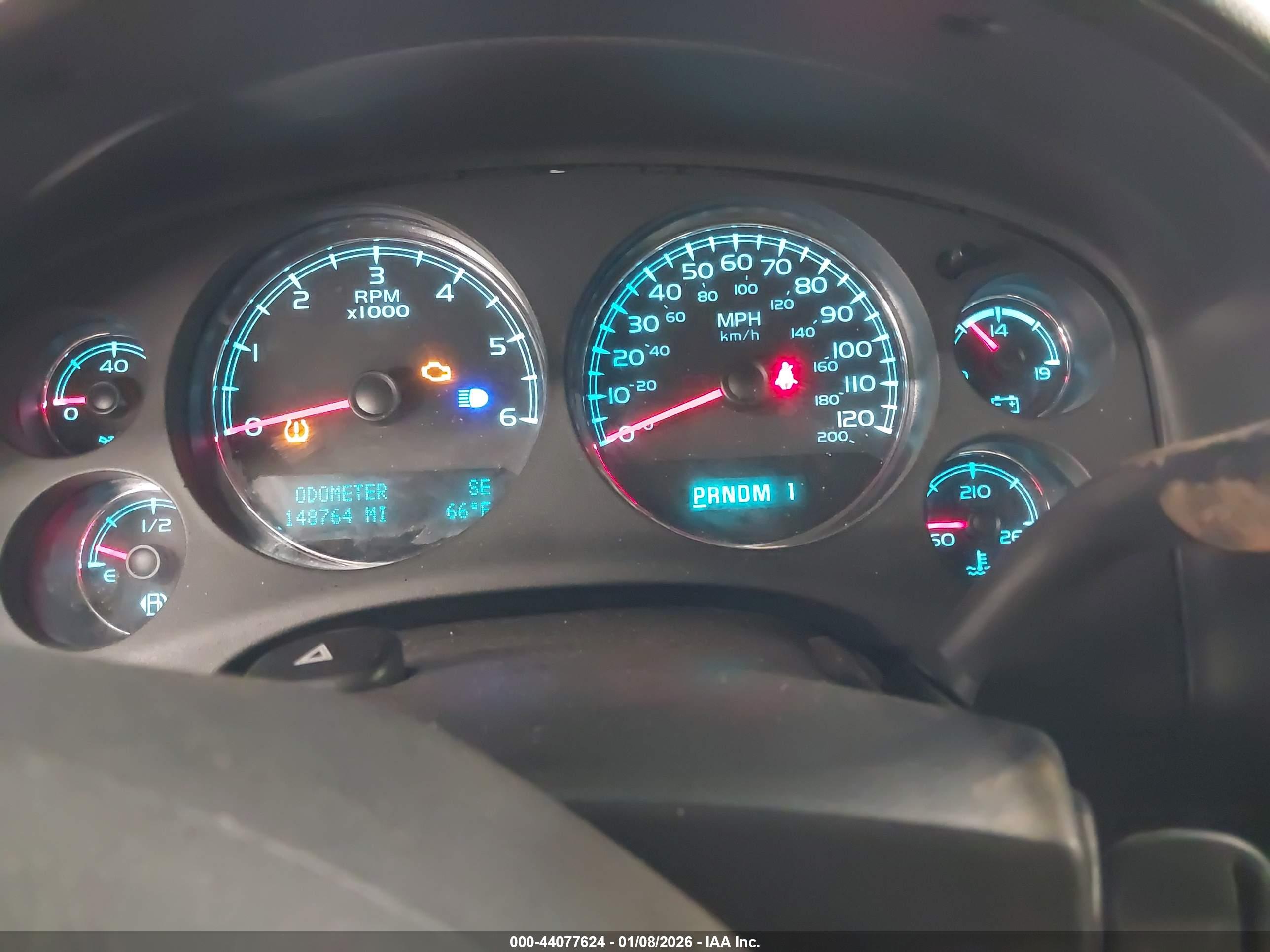 CHEVROLET SILVERADO image 7