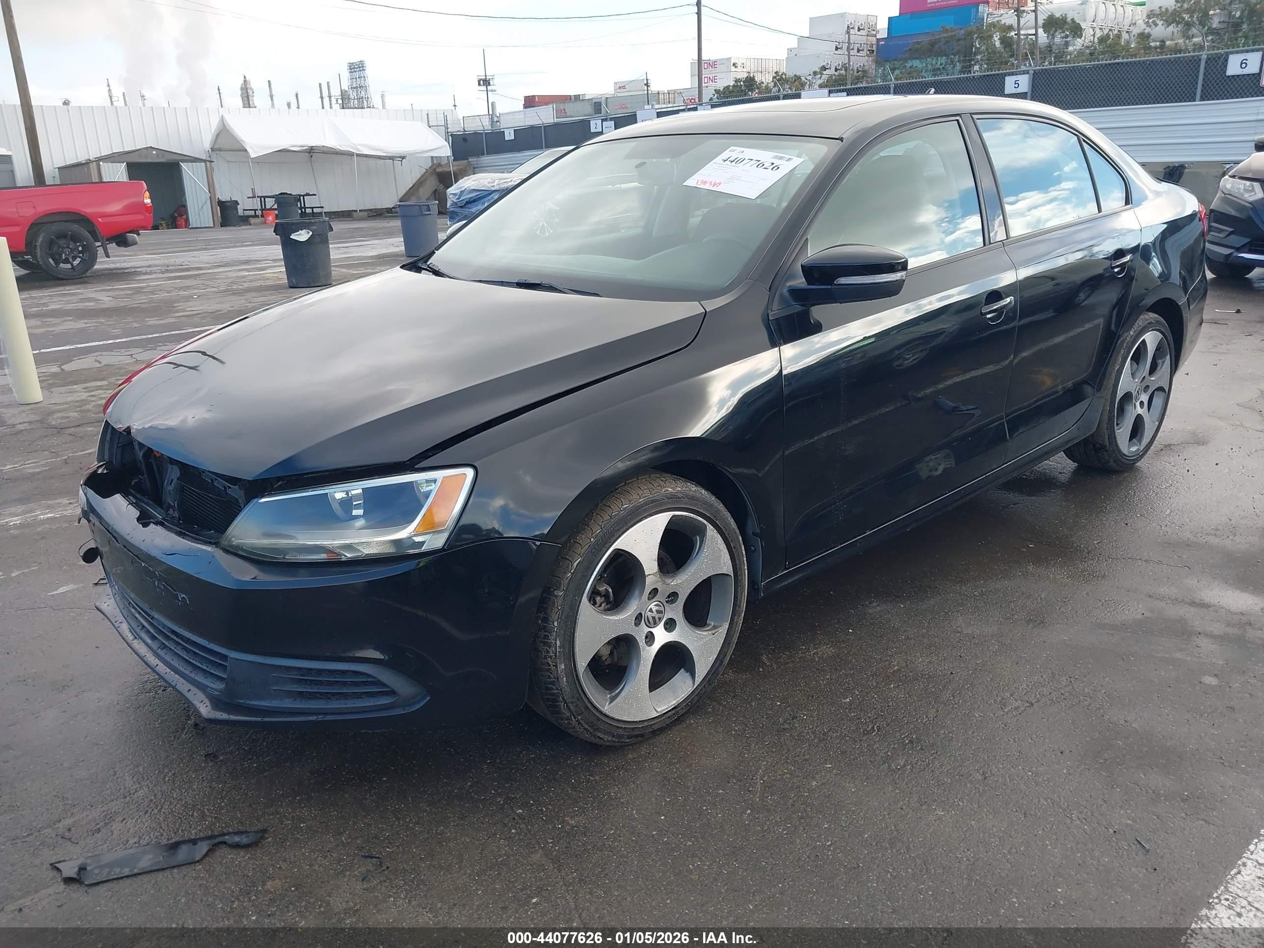 VOLKSWAGEN JETTA image 2