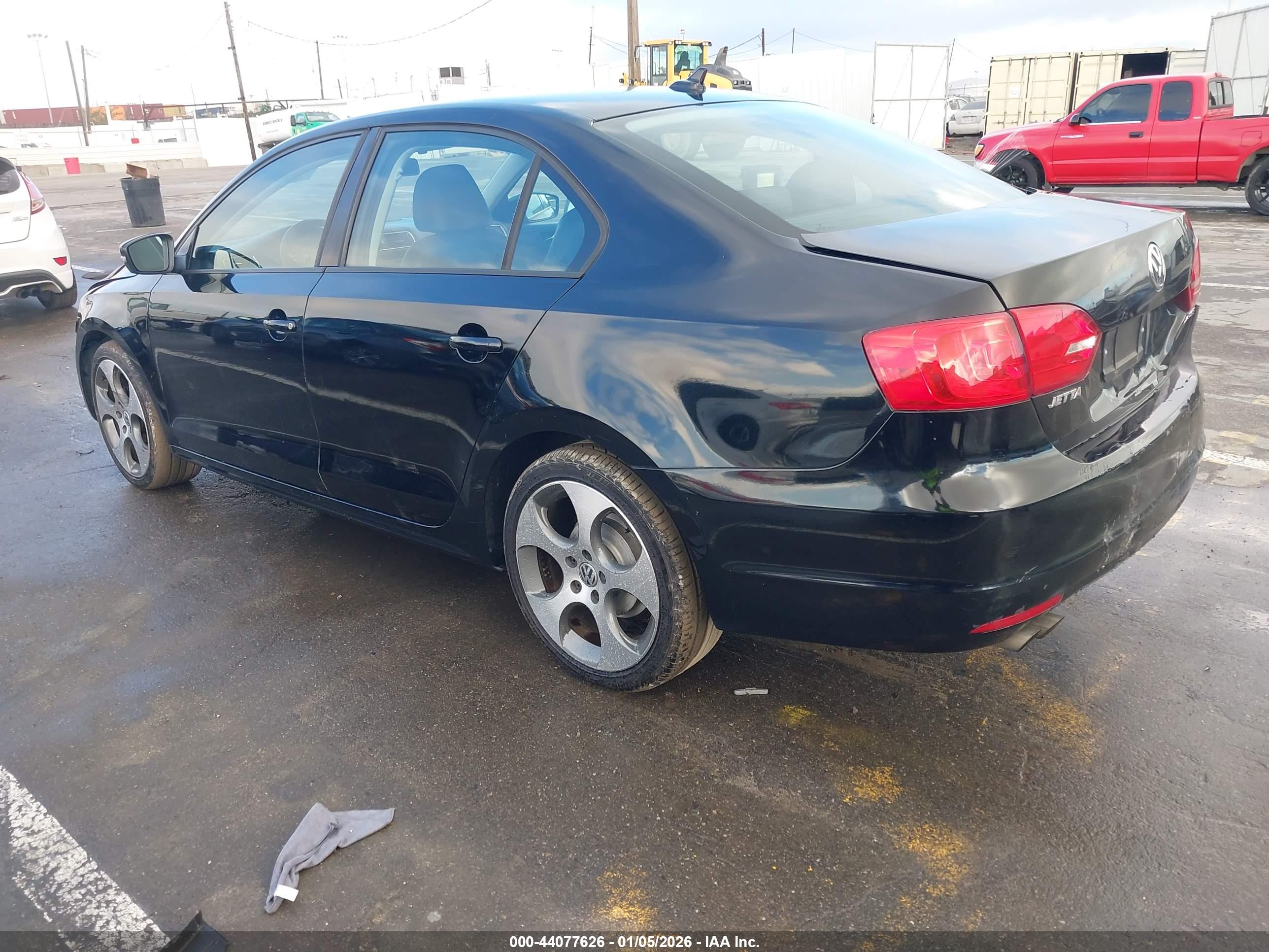 VOLKSWAGEN JETTA image 3
